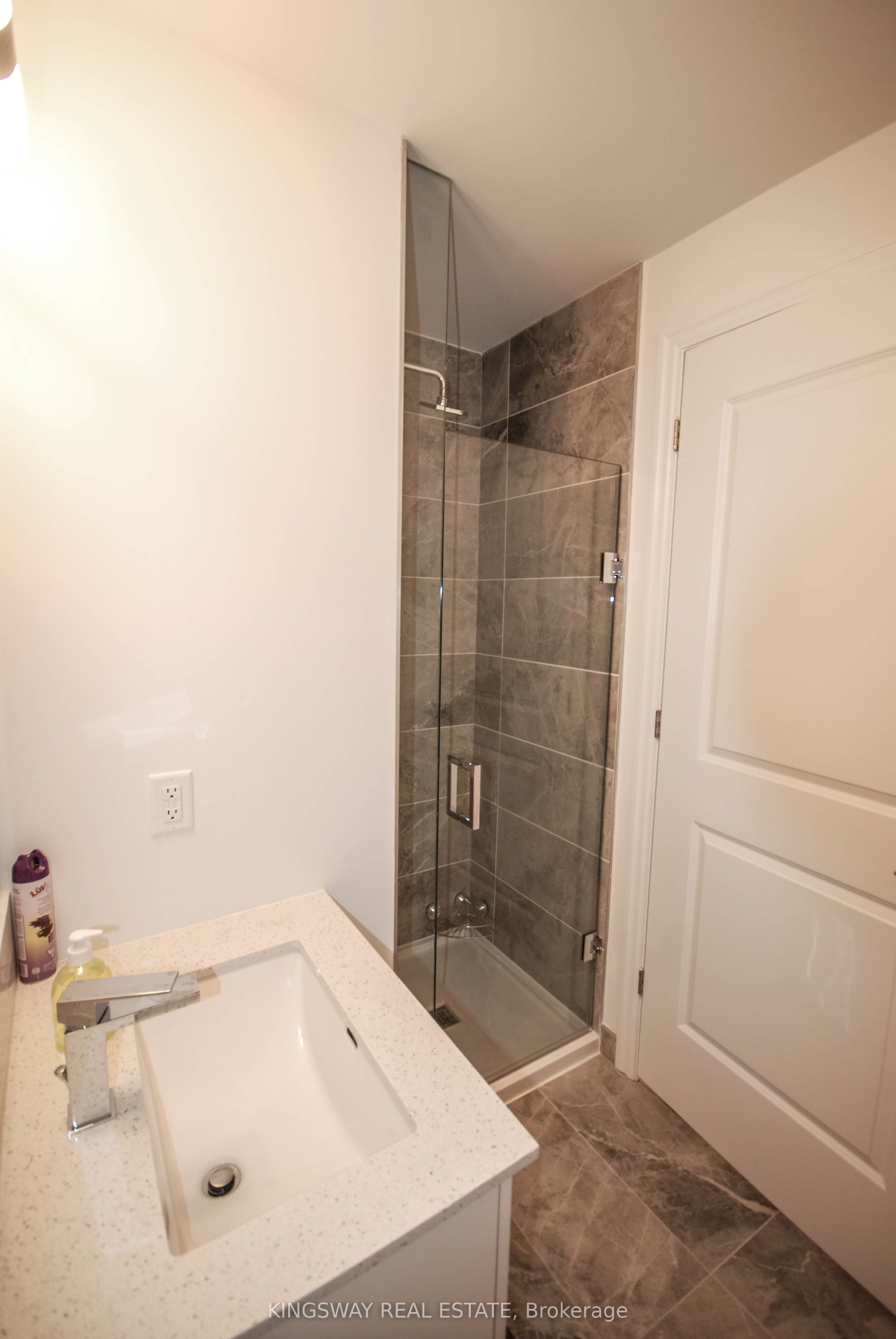 MLS #W12407920 image #21