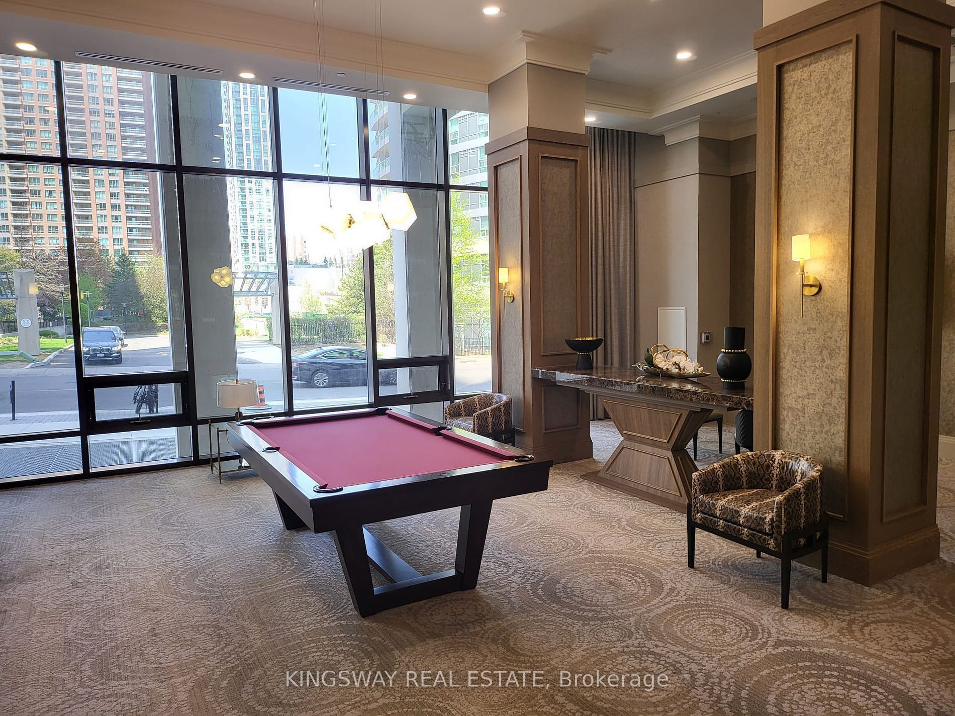 MLS #W12407920 image #5