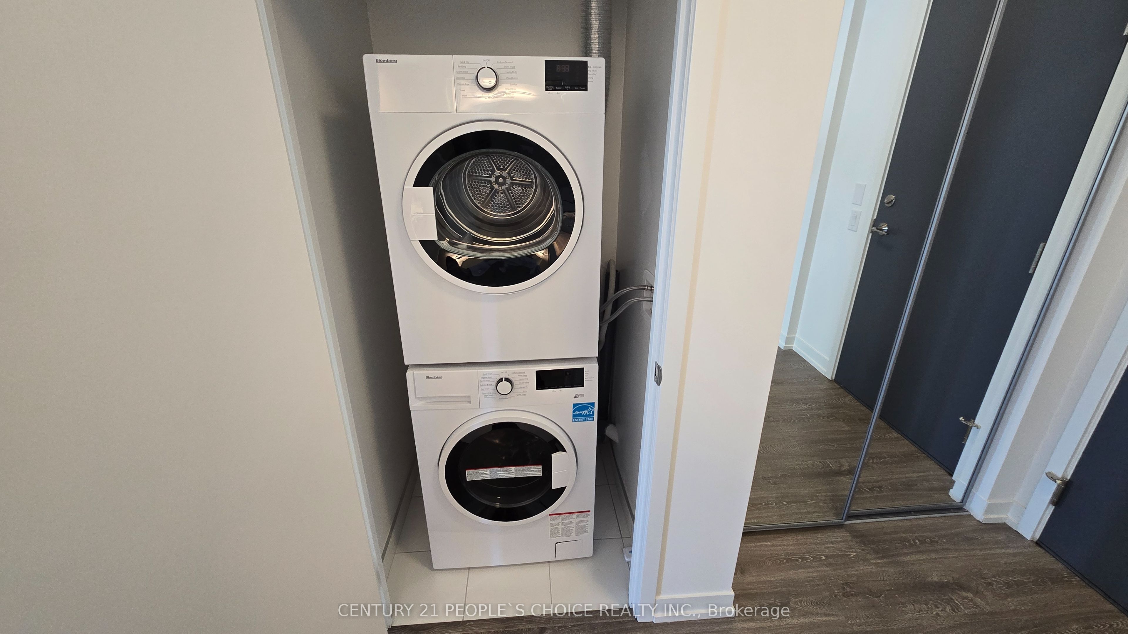 MLS #W12407968 image #15