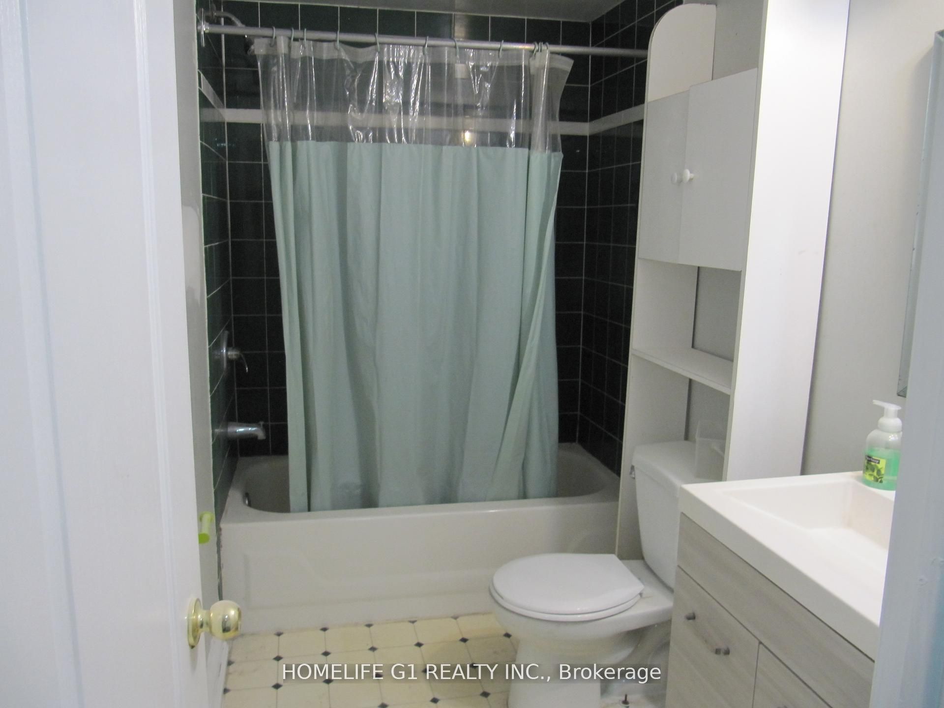 MLS #W12408008 image #1