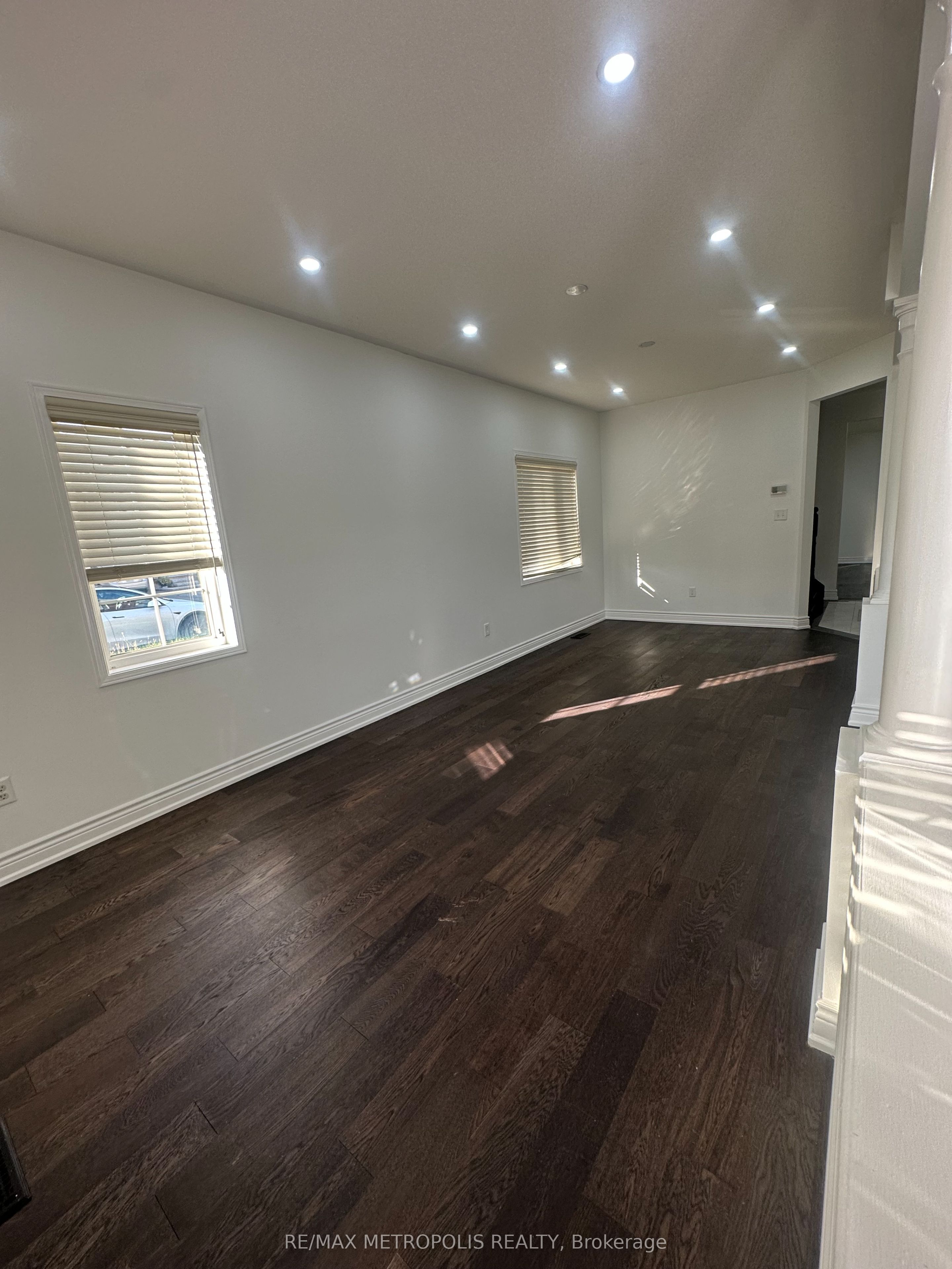 MLS #W12408053 image #5