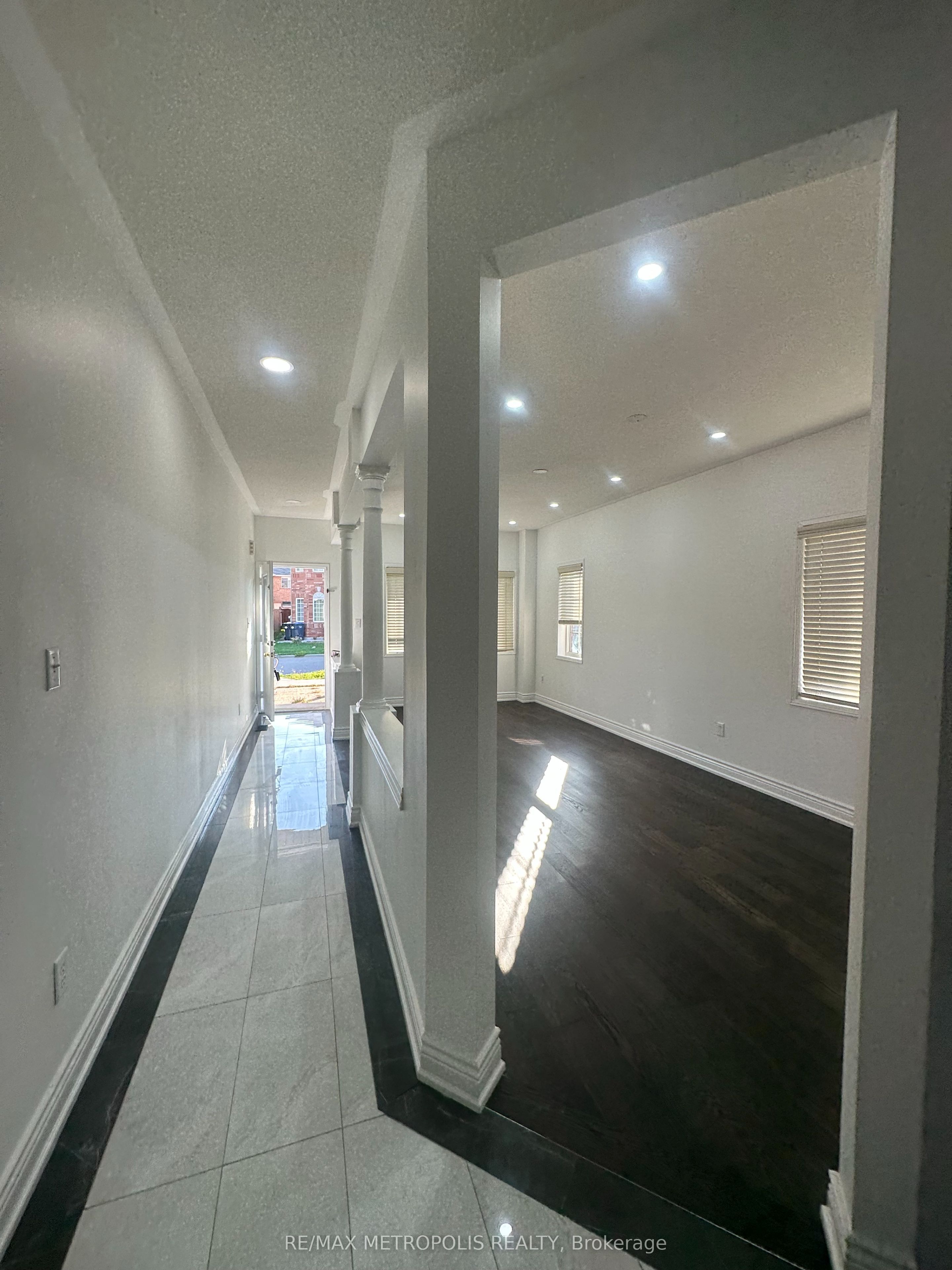 MLS #W12408053 image #7