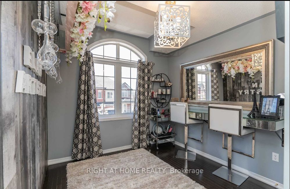 MLS #W12408105 image #17