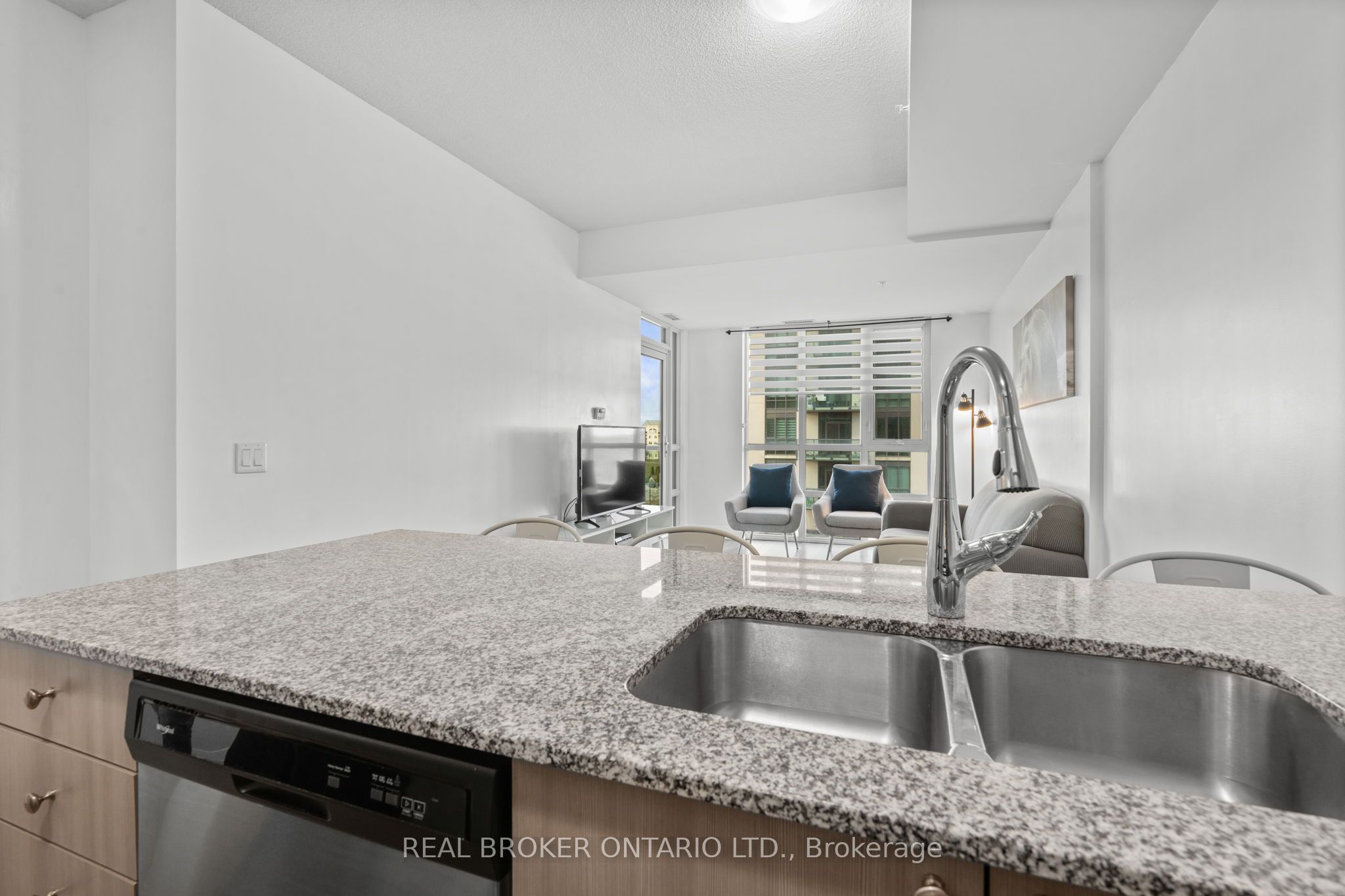 MLS #W12408890 image #14