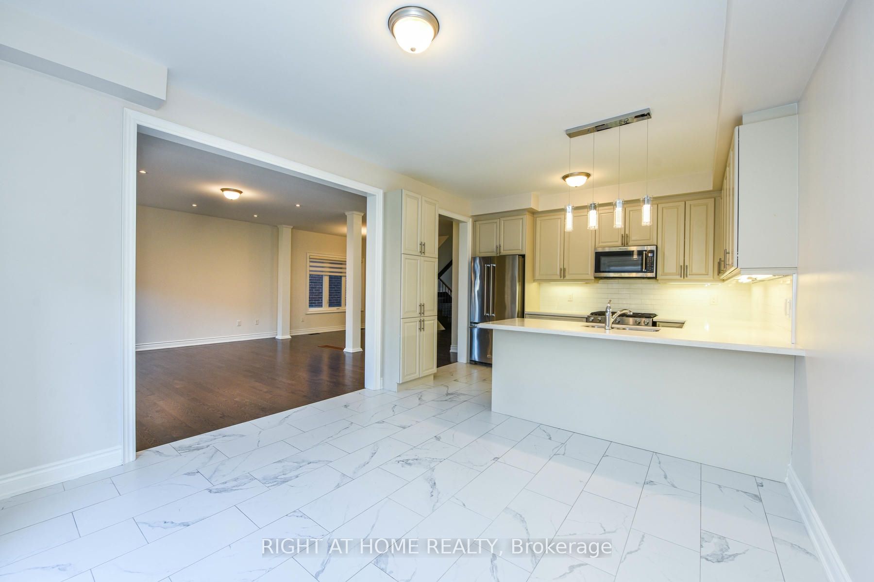 MLS #W12409596 image #14