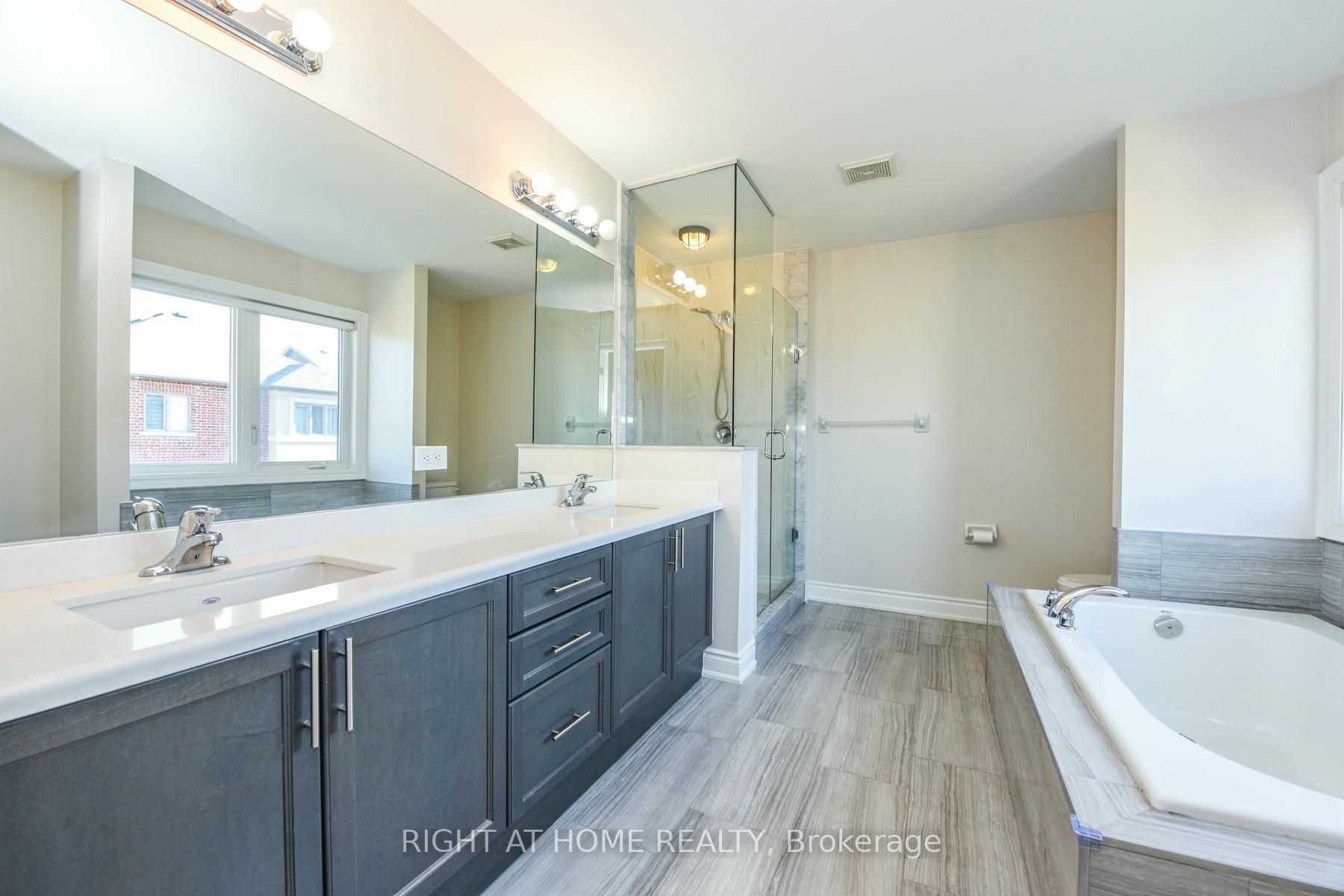 MLS #W12409596 image #37