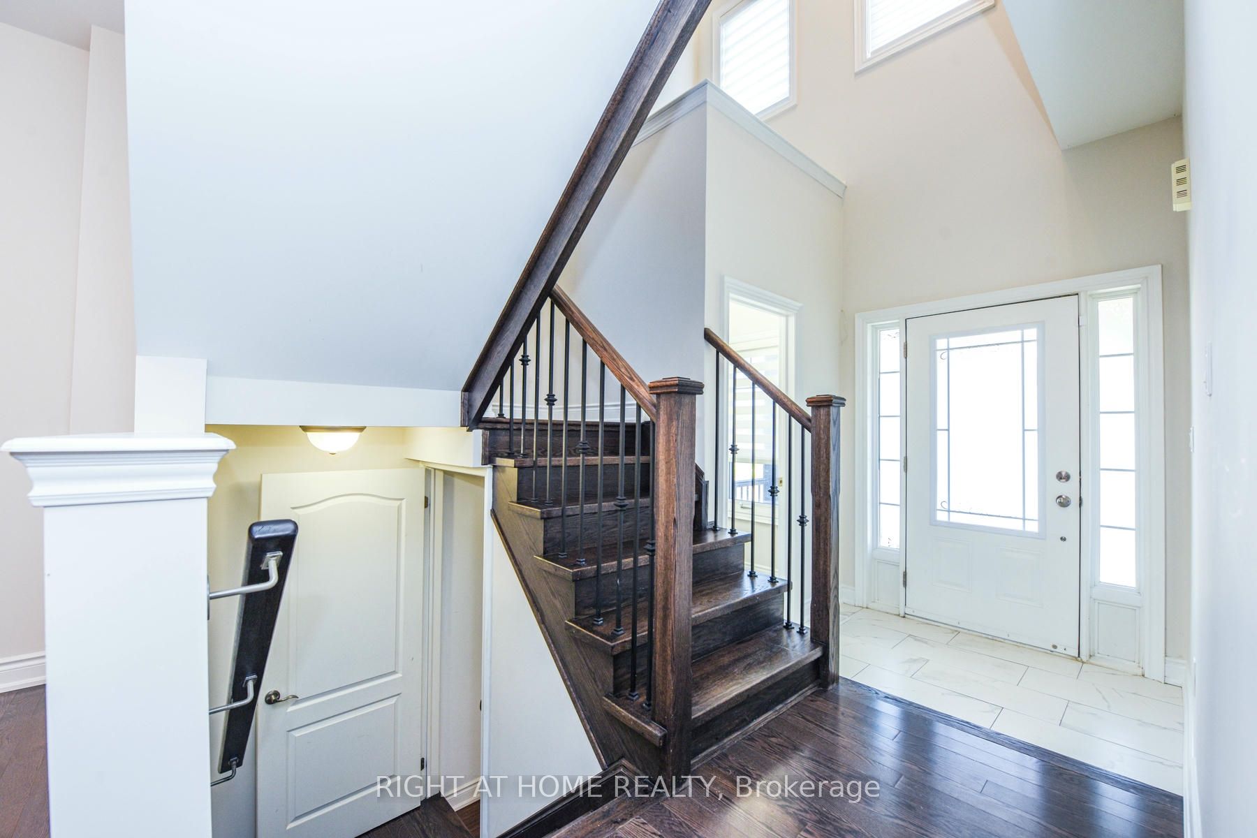 MLS #W12409596 image #4