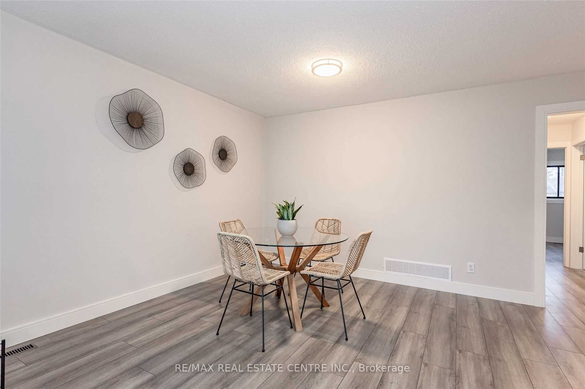 MLS #W12411551 image #7