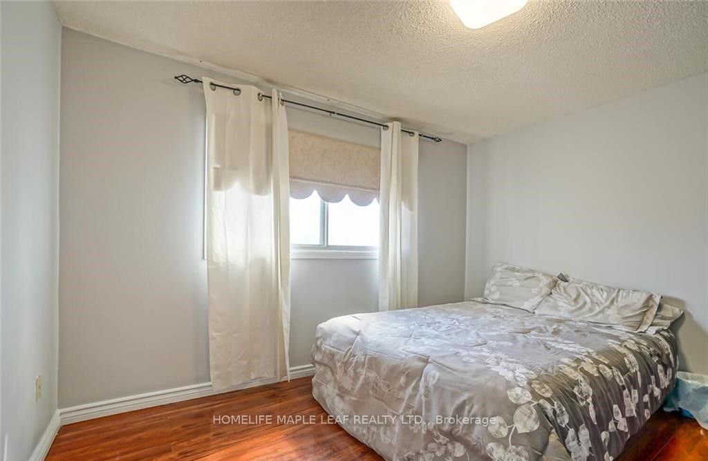 MLS #W12412864 image #10