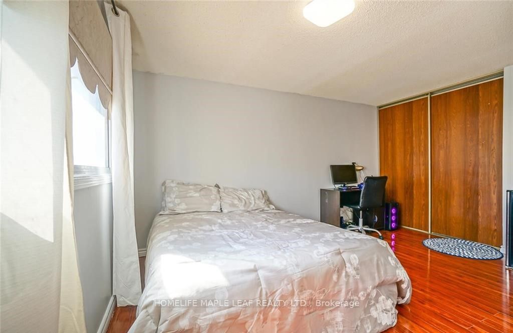 MLS #W12412864 image #9