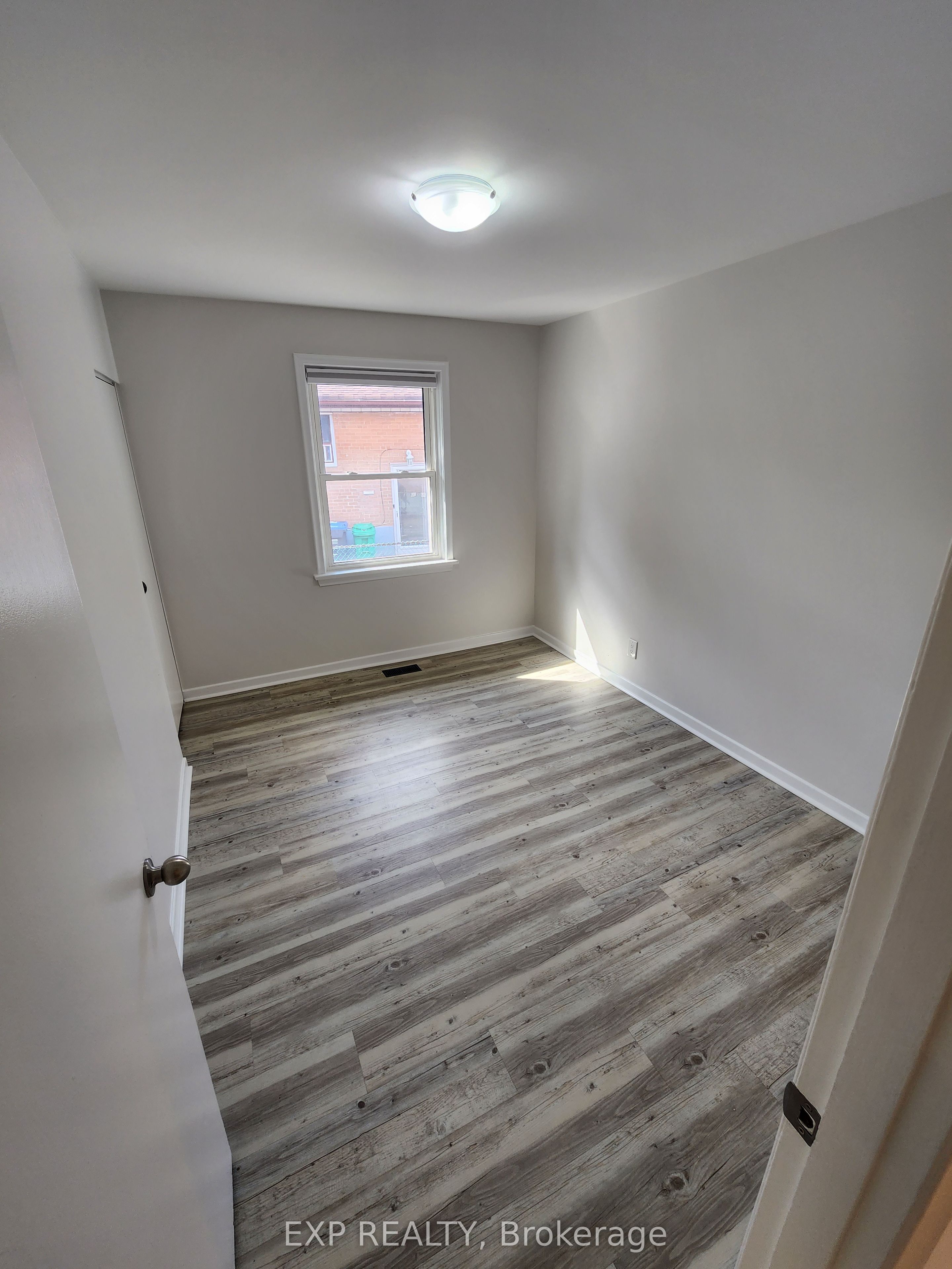 MLS #W12412973 image #9