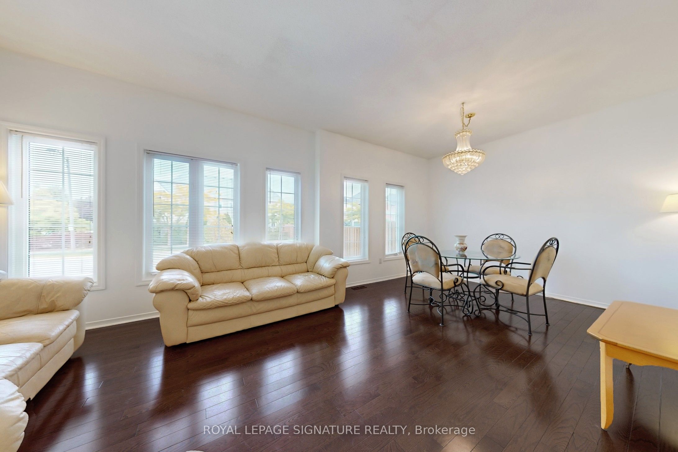 MLS #W12415017 image #3