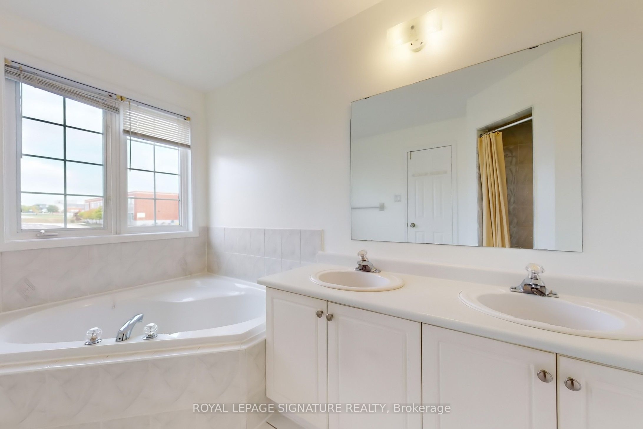 MLS #W12415017 image #30