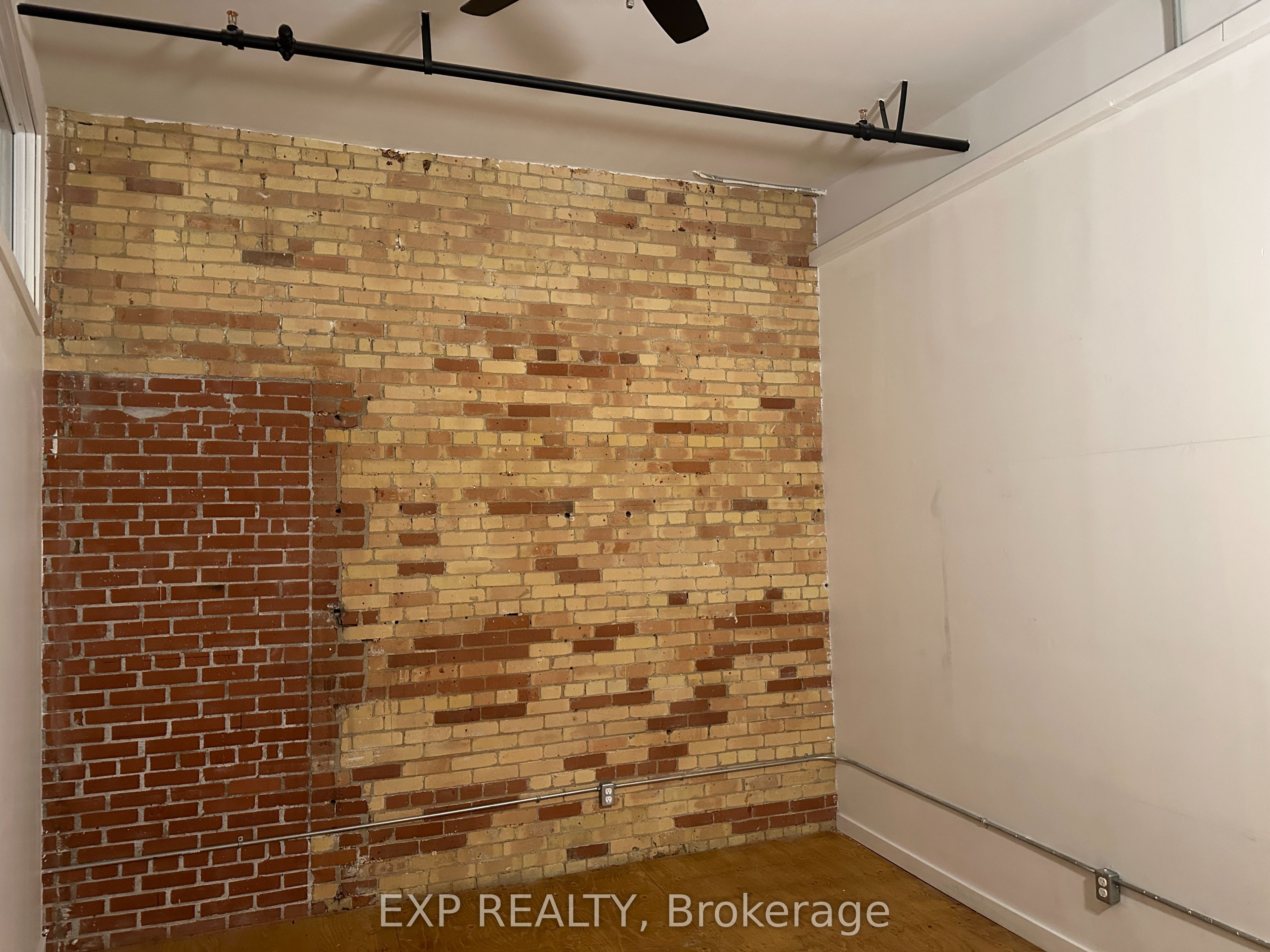 MLS #W12415163 image #13