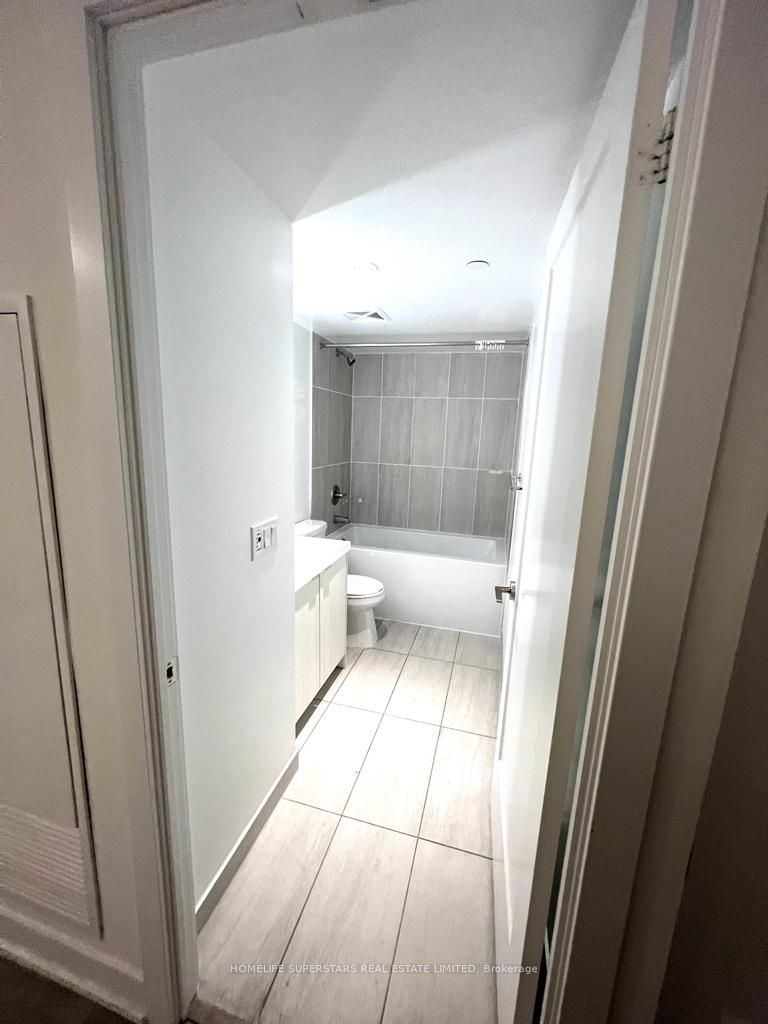 MLS #W12415274 image #5