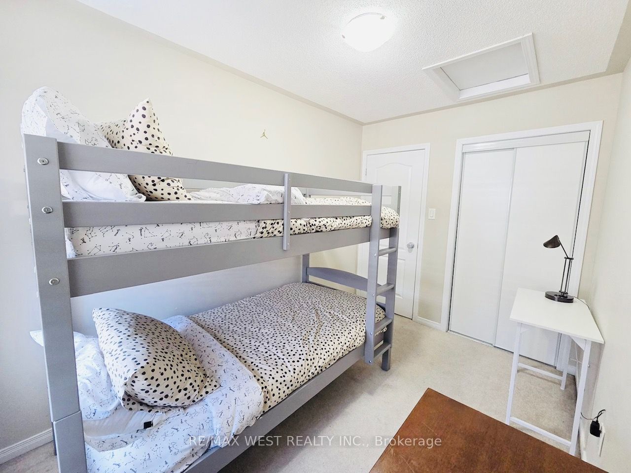 MLS #W12416286 image #1