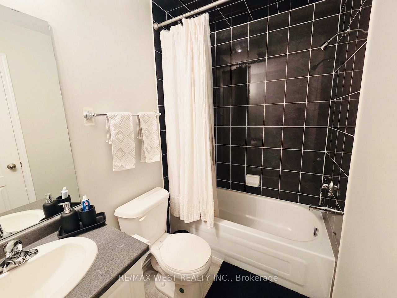 MLS #W12416286 image #3