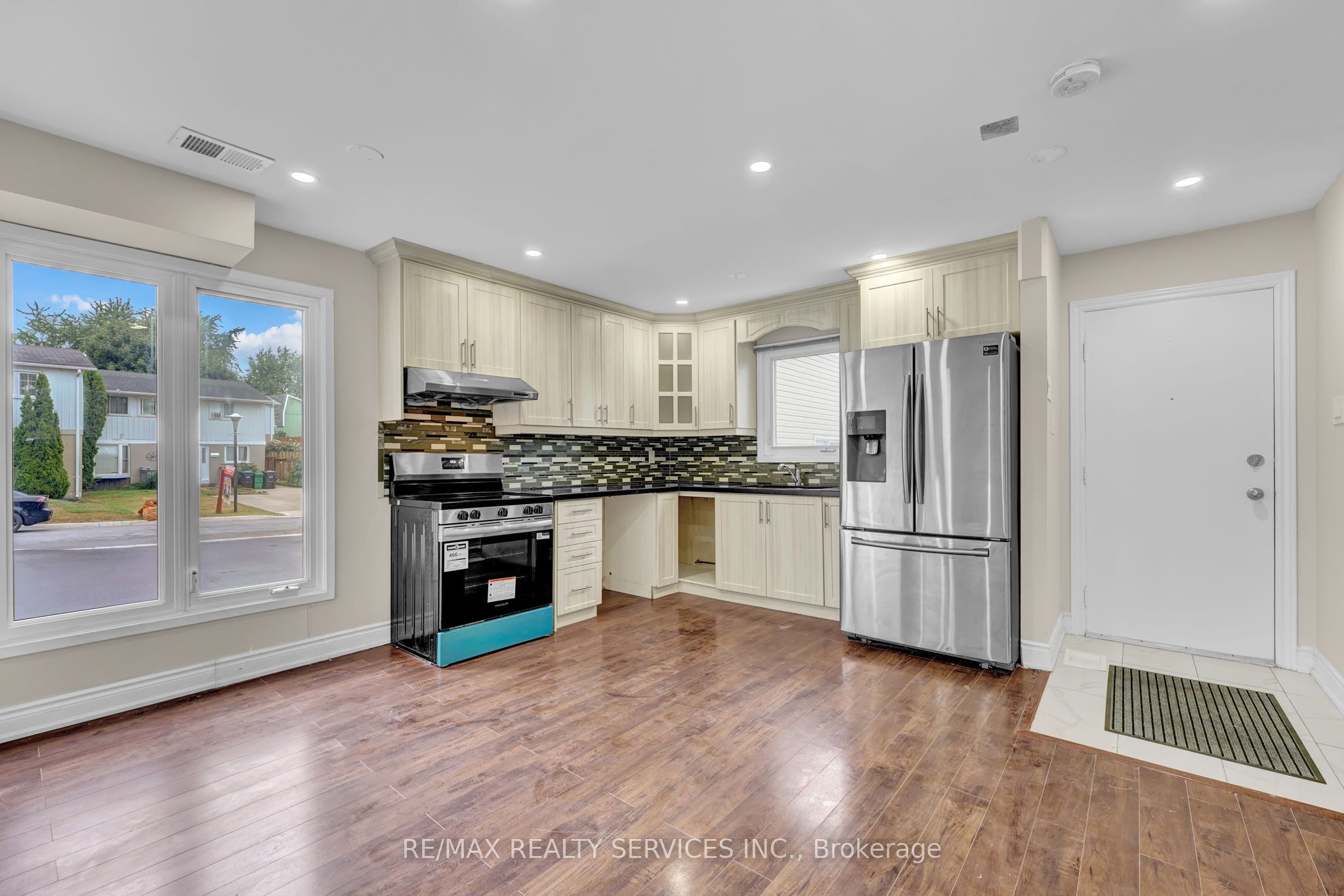 MLS #W12416505 image #6