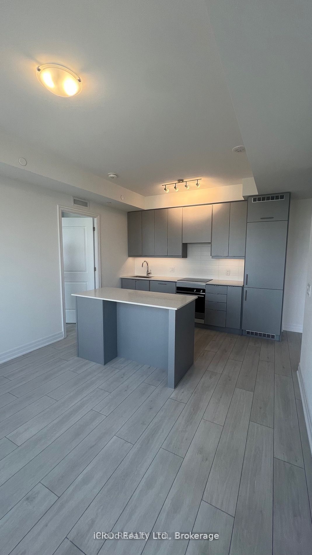 MLS #W12417653 image #6