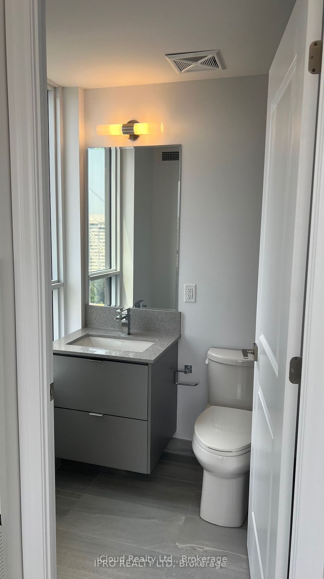 MLS #W12417653 image #9