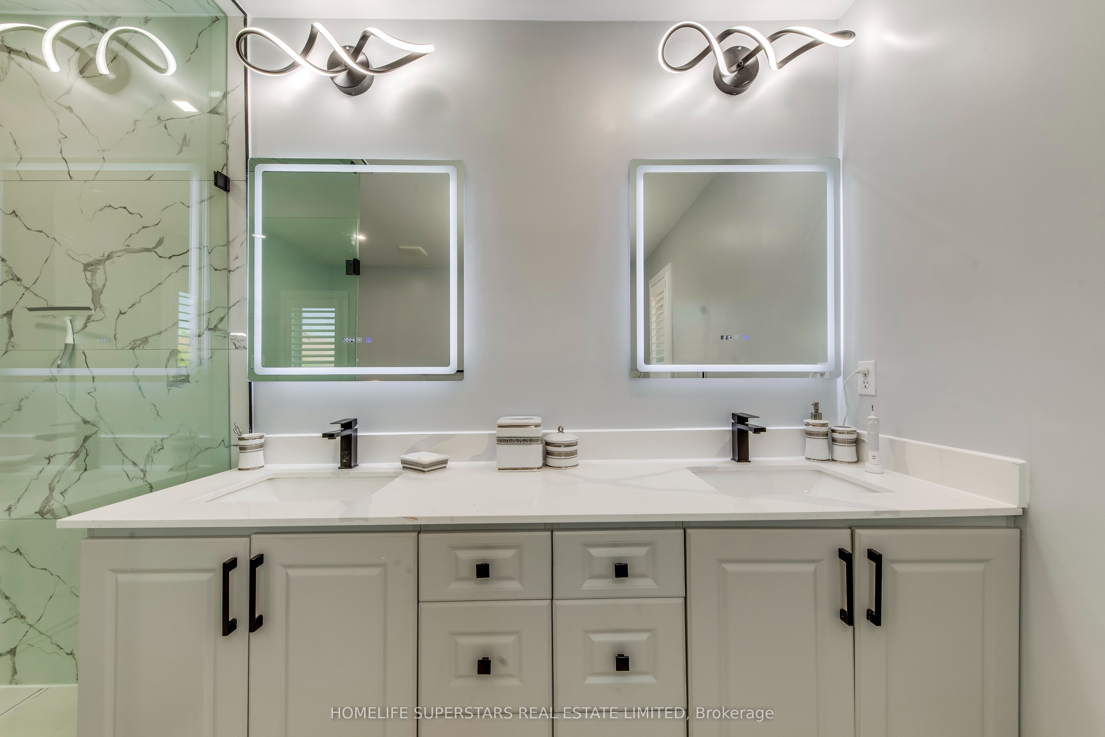 MLS #W12418519 image #26