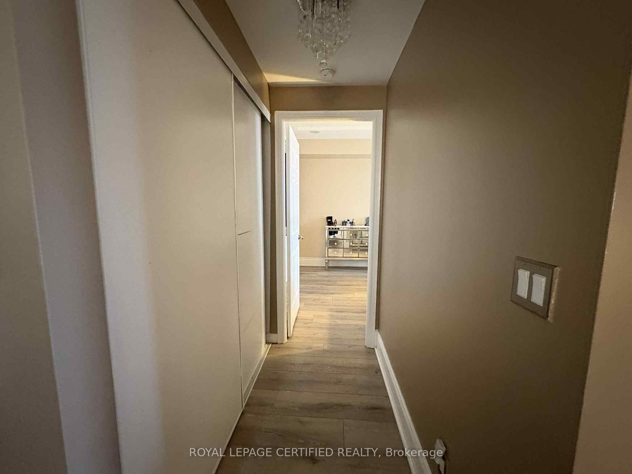 MLS #W12422000 image #14