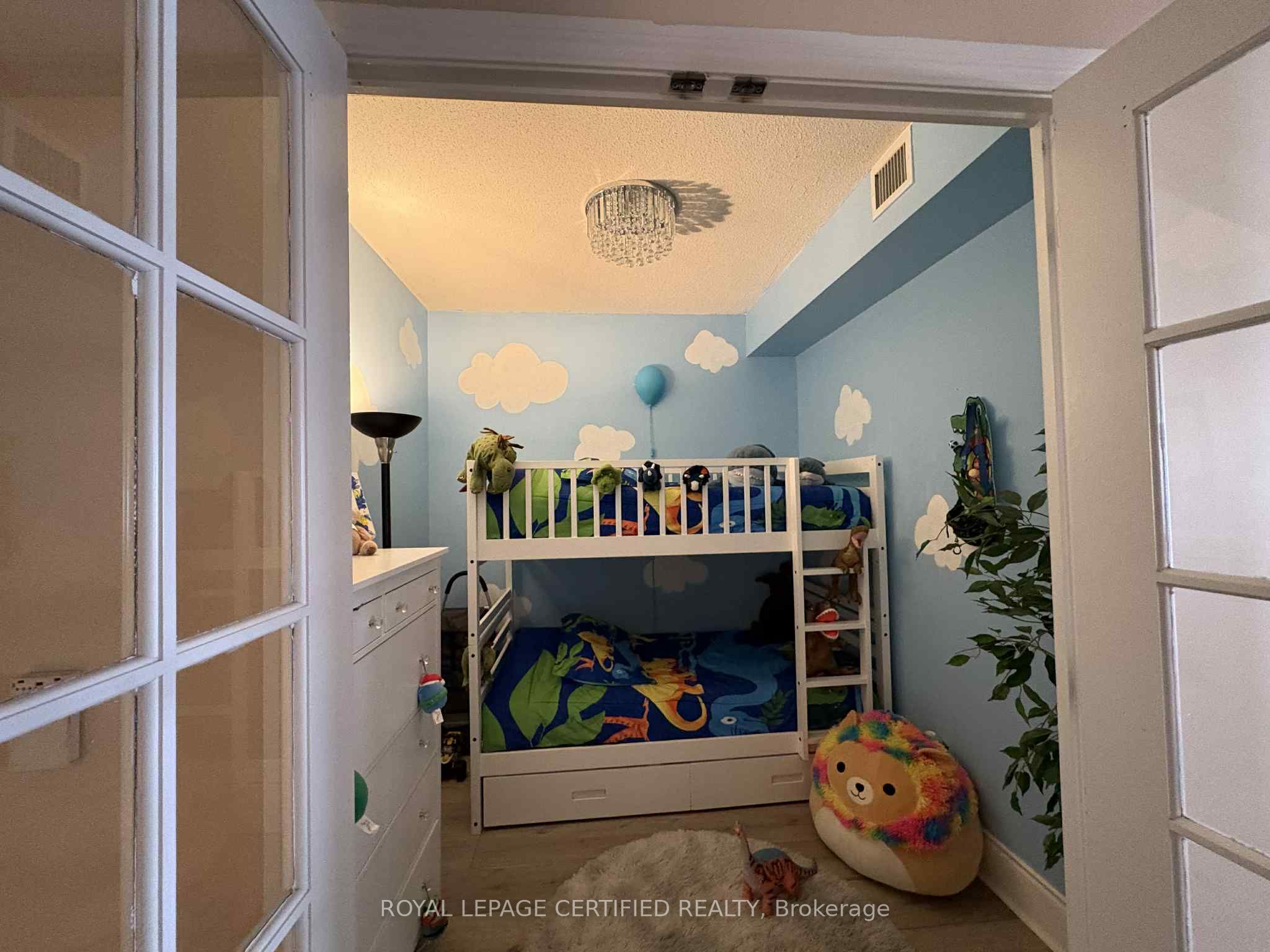 MLS #W12422000 image #2