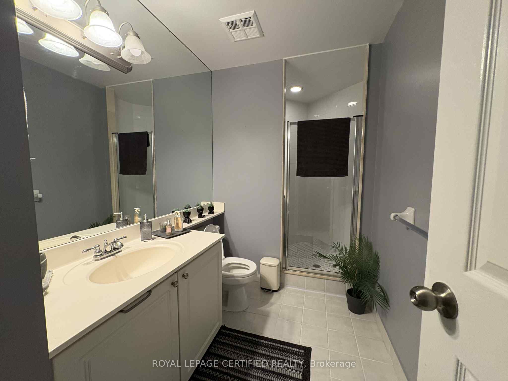 MLS #W12422000 image #4