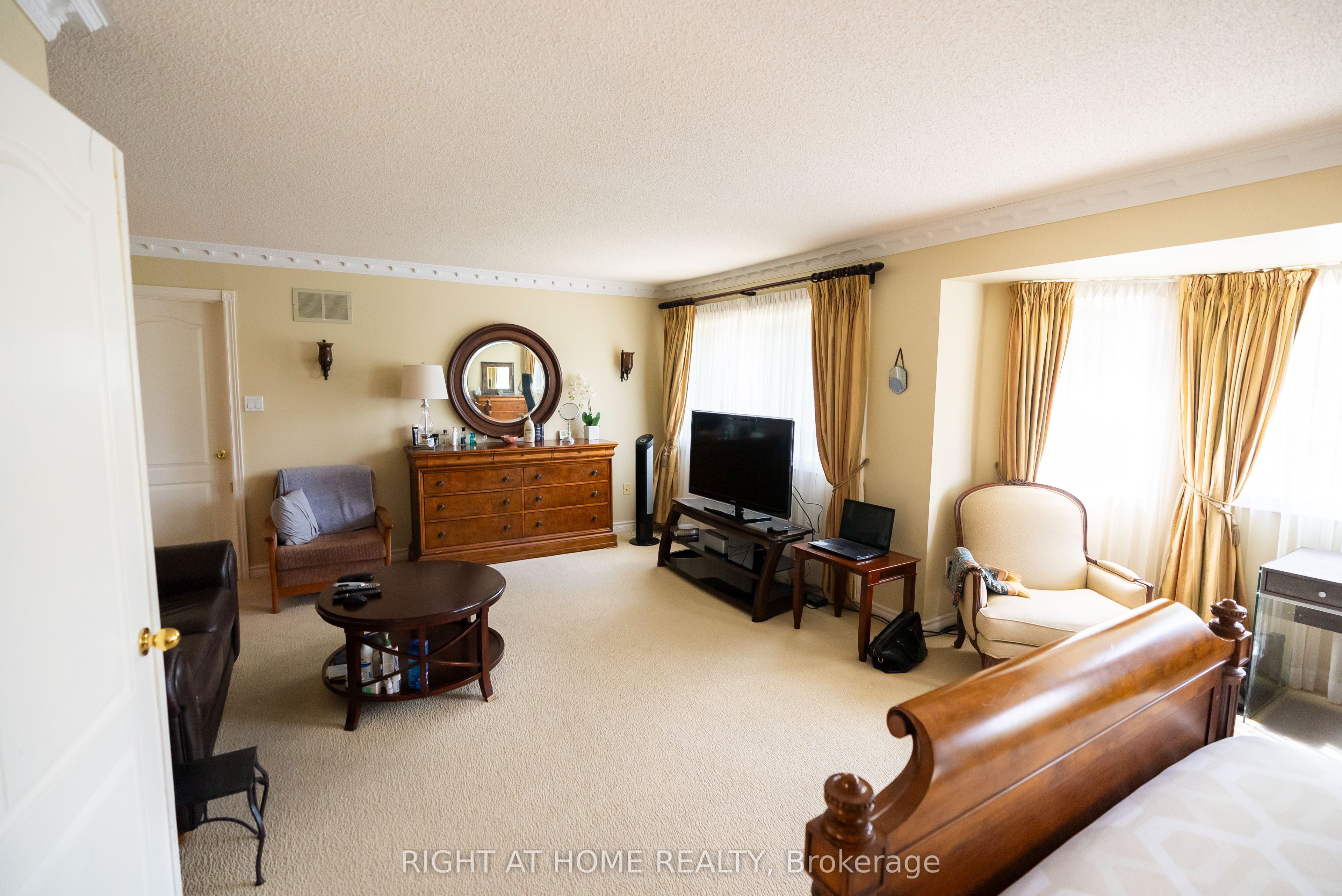 MLS #W12425259 image #21