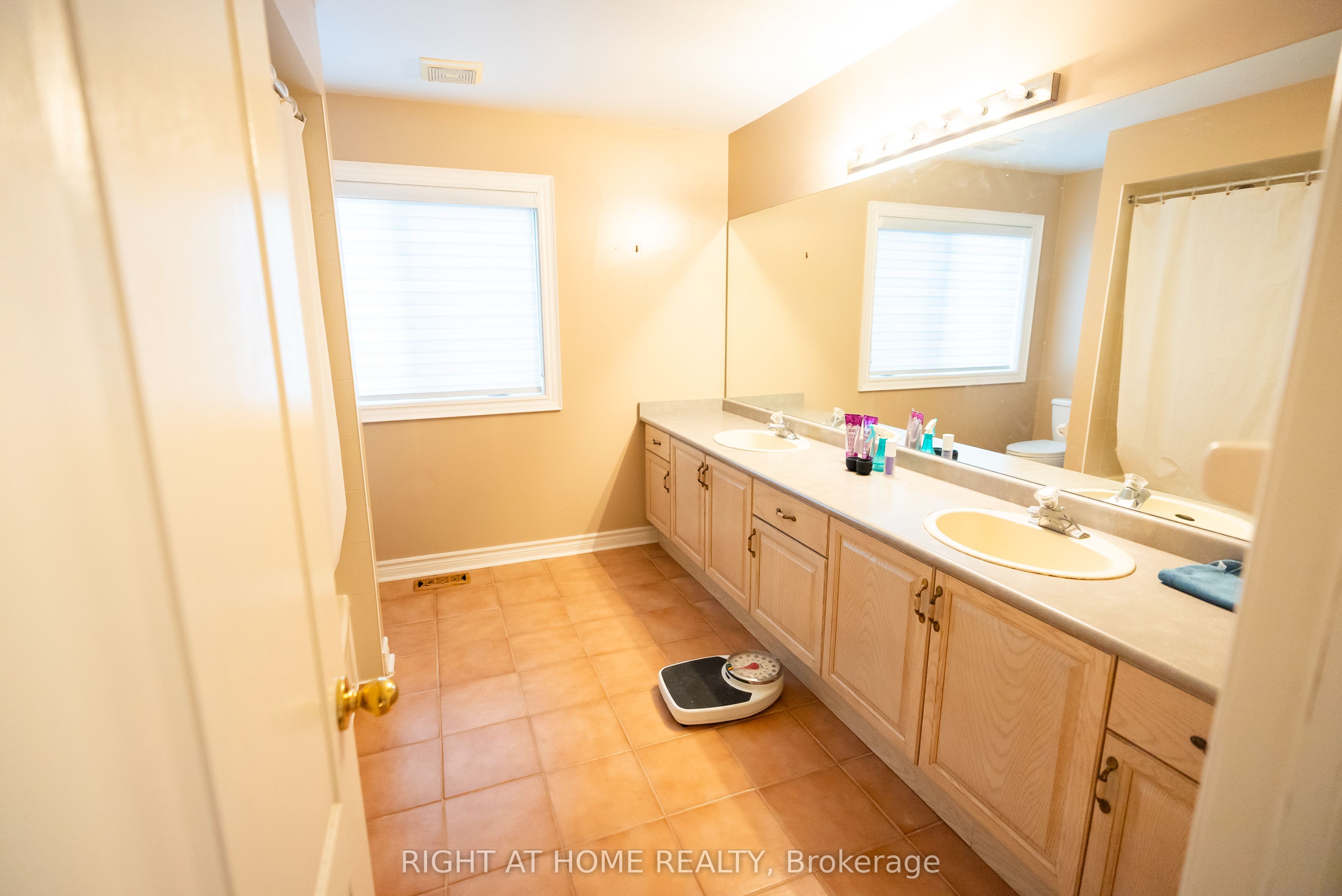 MLS #W12425259 image #28