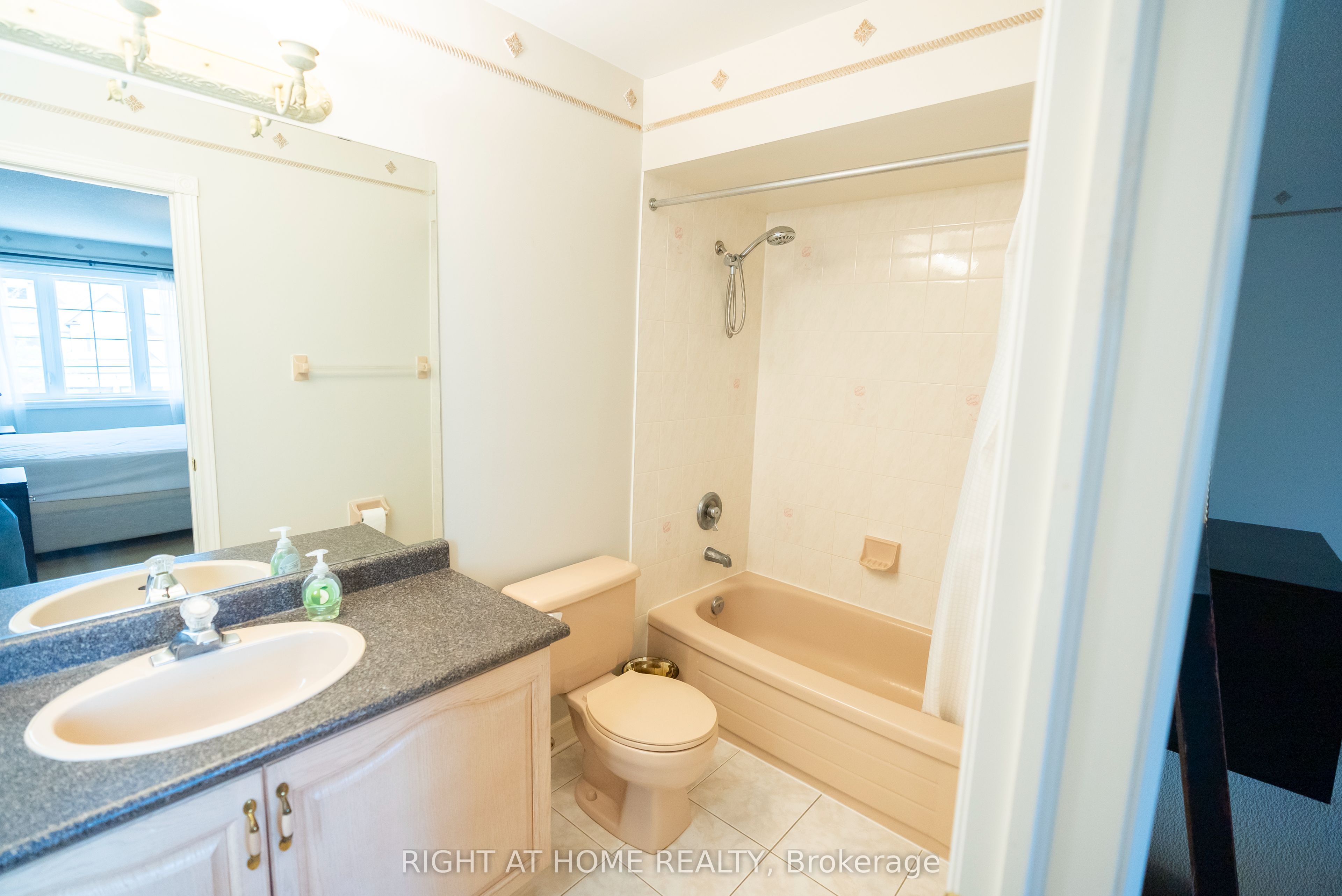 MLS #W12425259 image #32