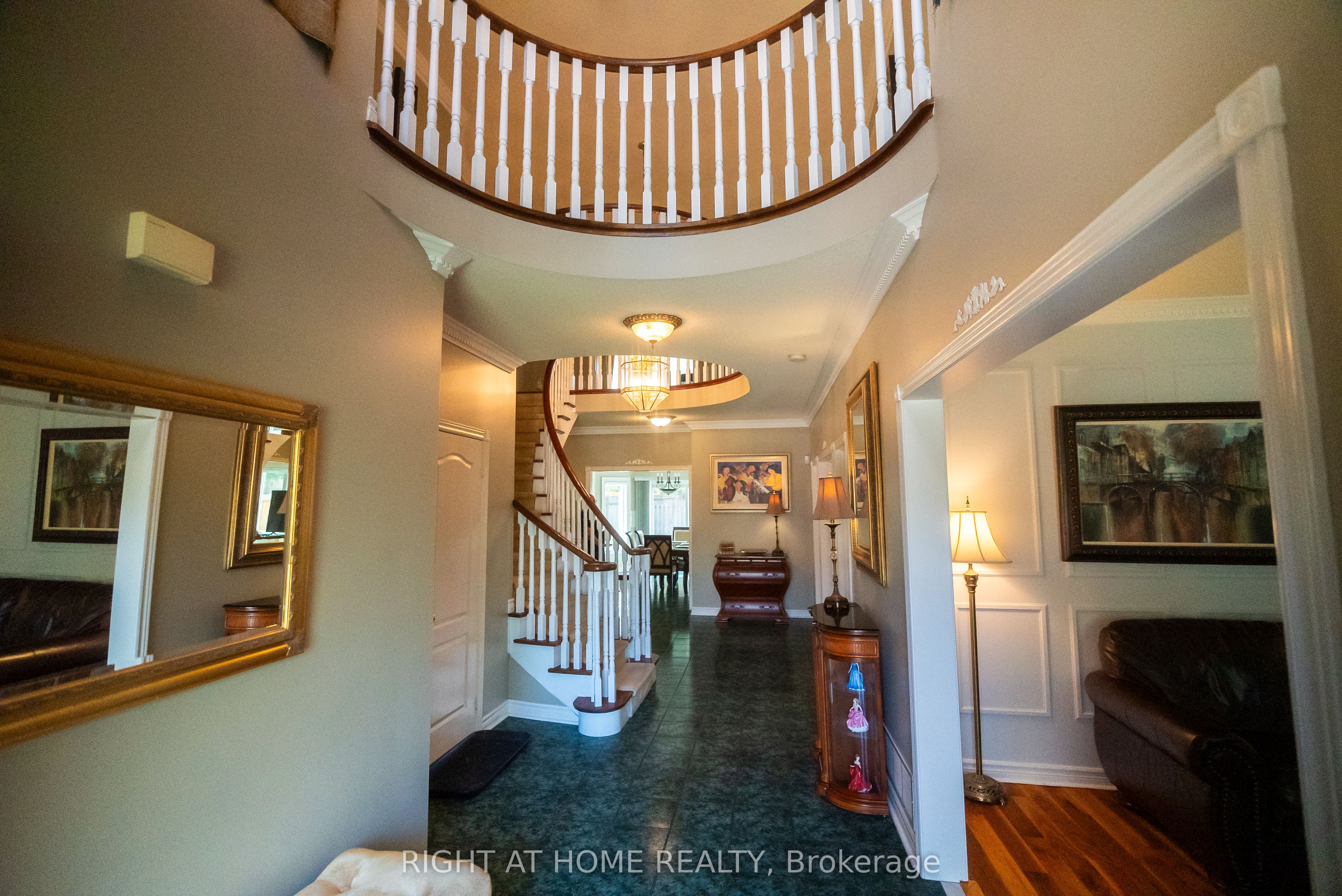 MLS #W12425259 image #4