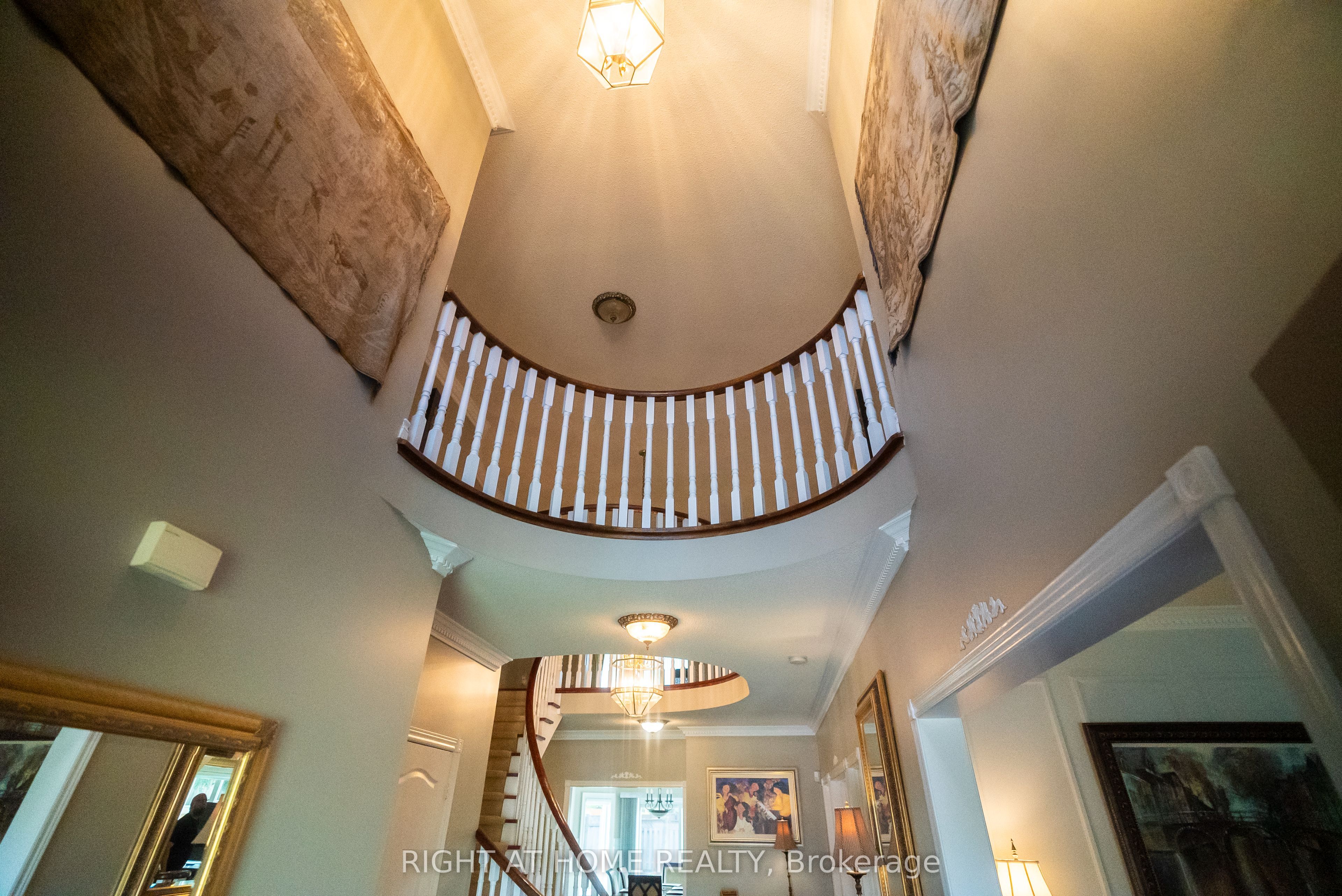 MLS #W12425259 image #5