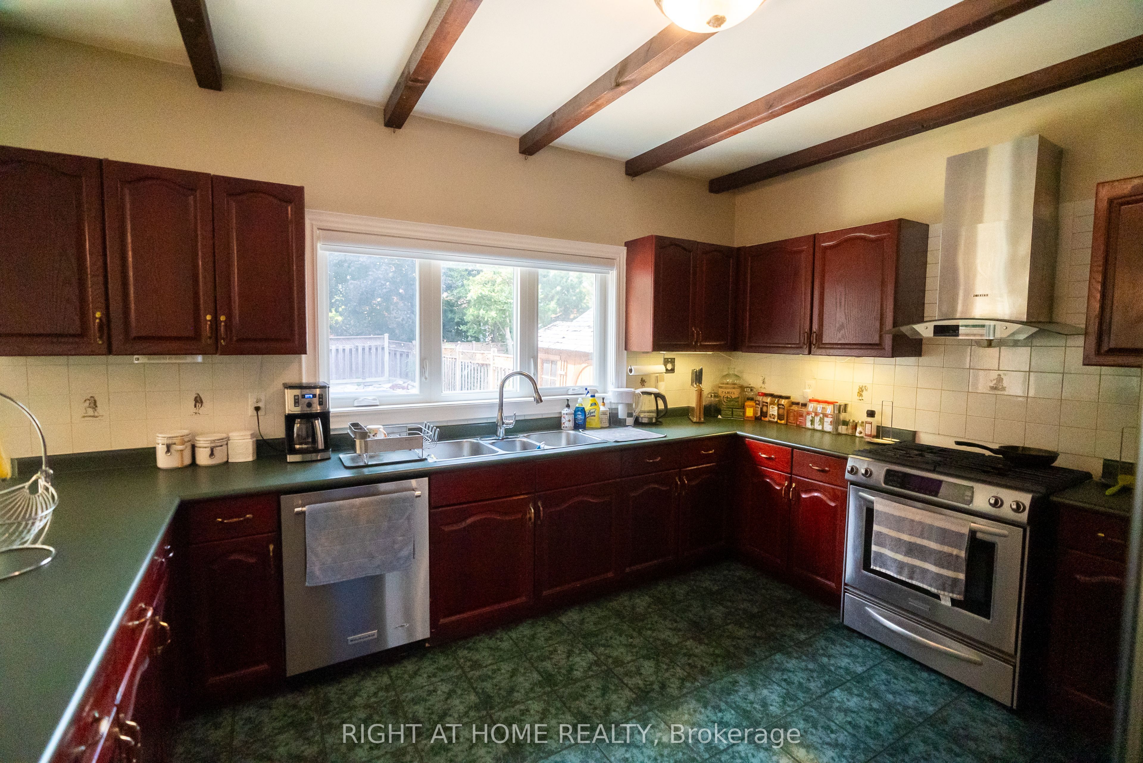 MLS #W12425259 image #8