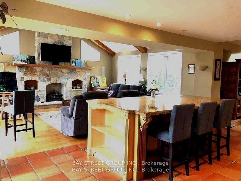 MLS #W12425364 image #8