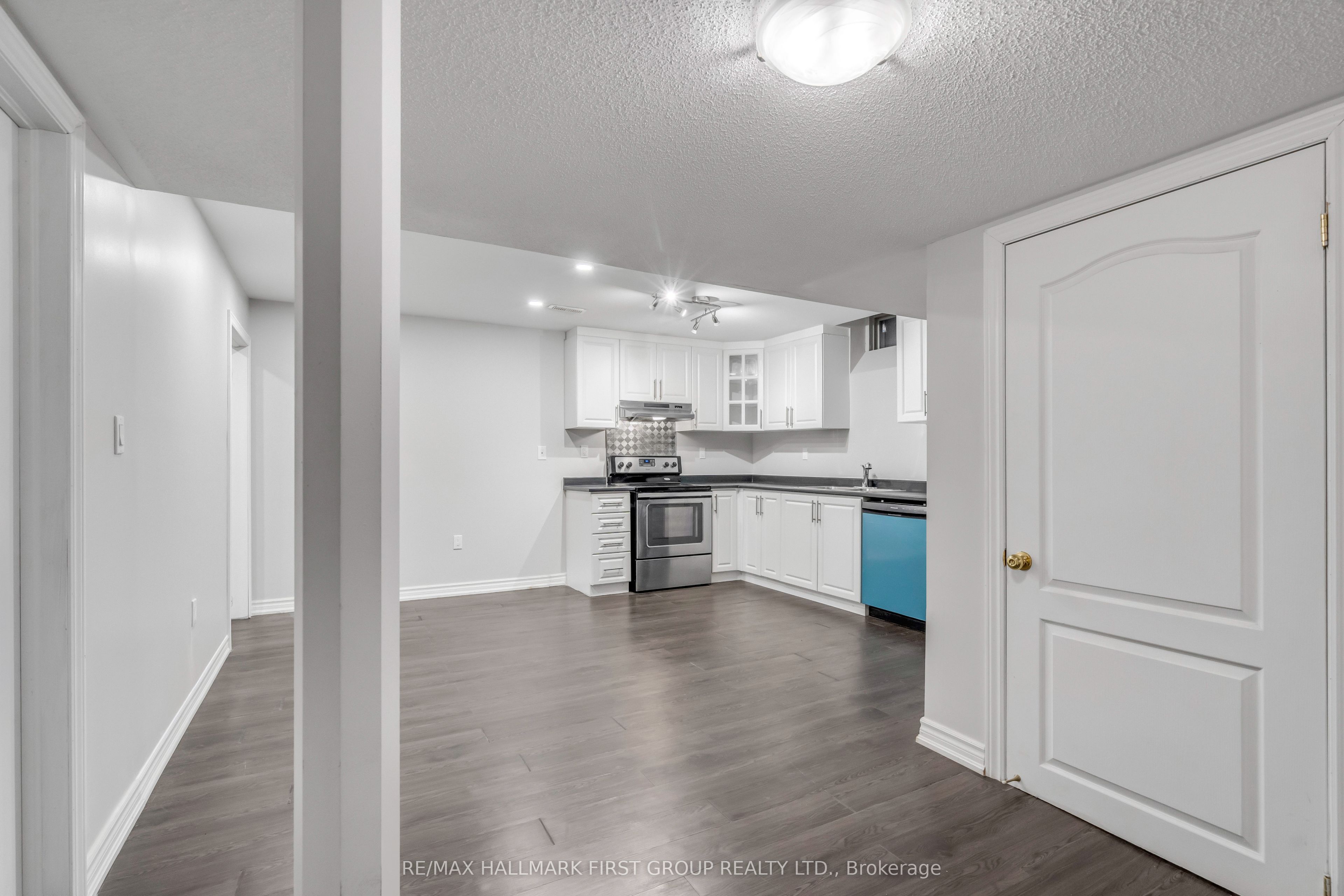 MLS #W12426404 image #11