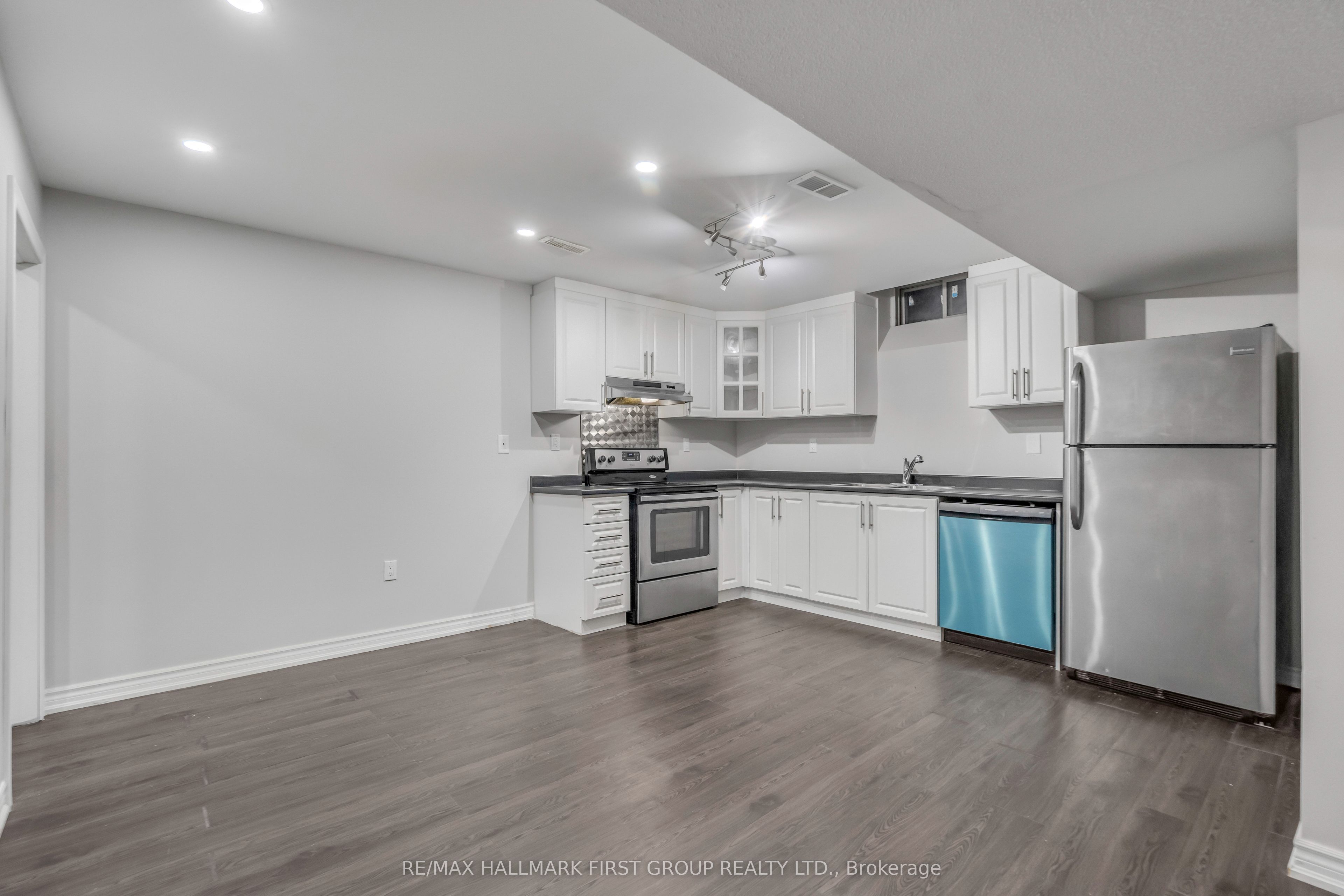 MLS #W12426404 image #12