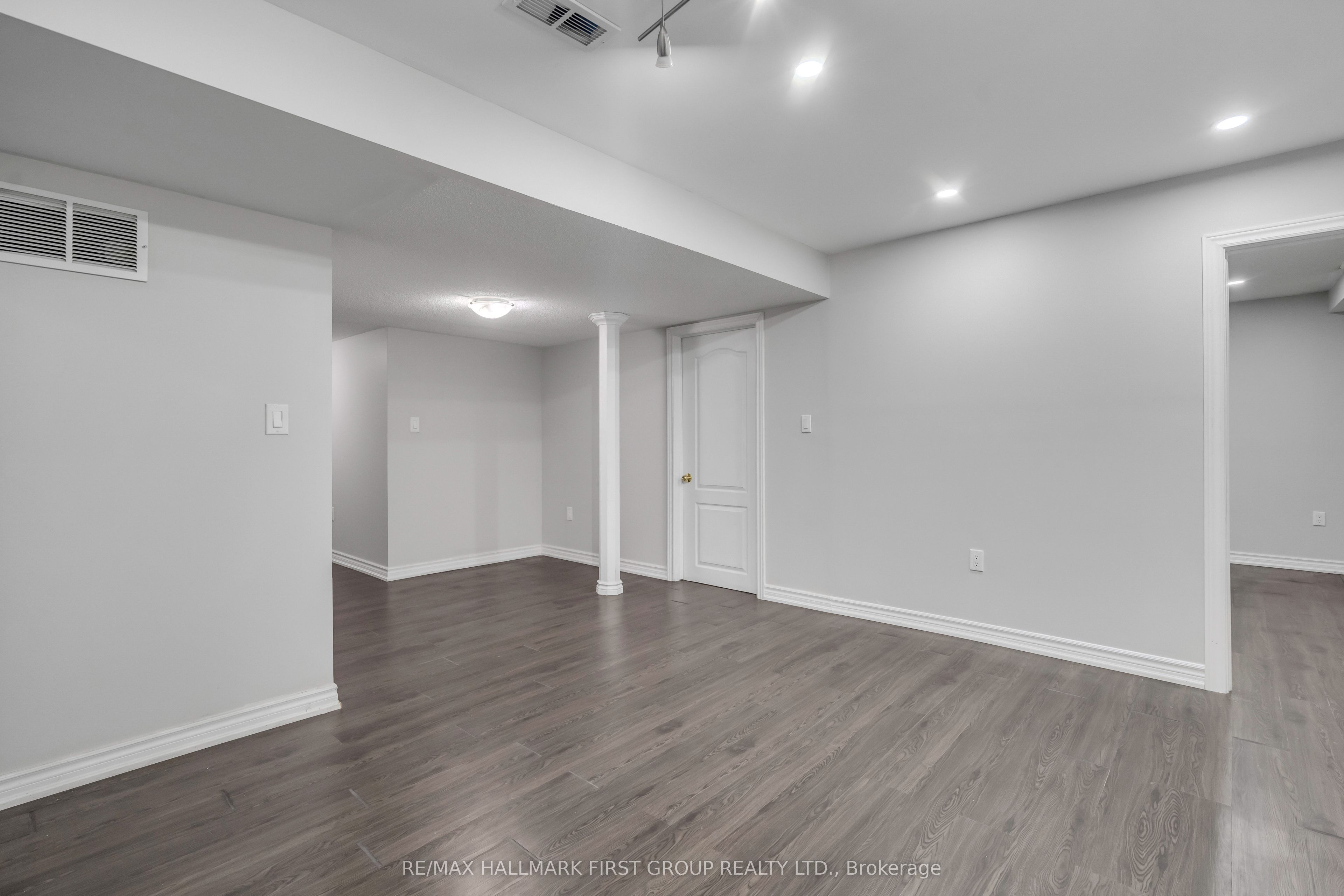 MLS #W12426404 image #17