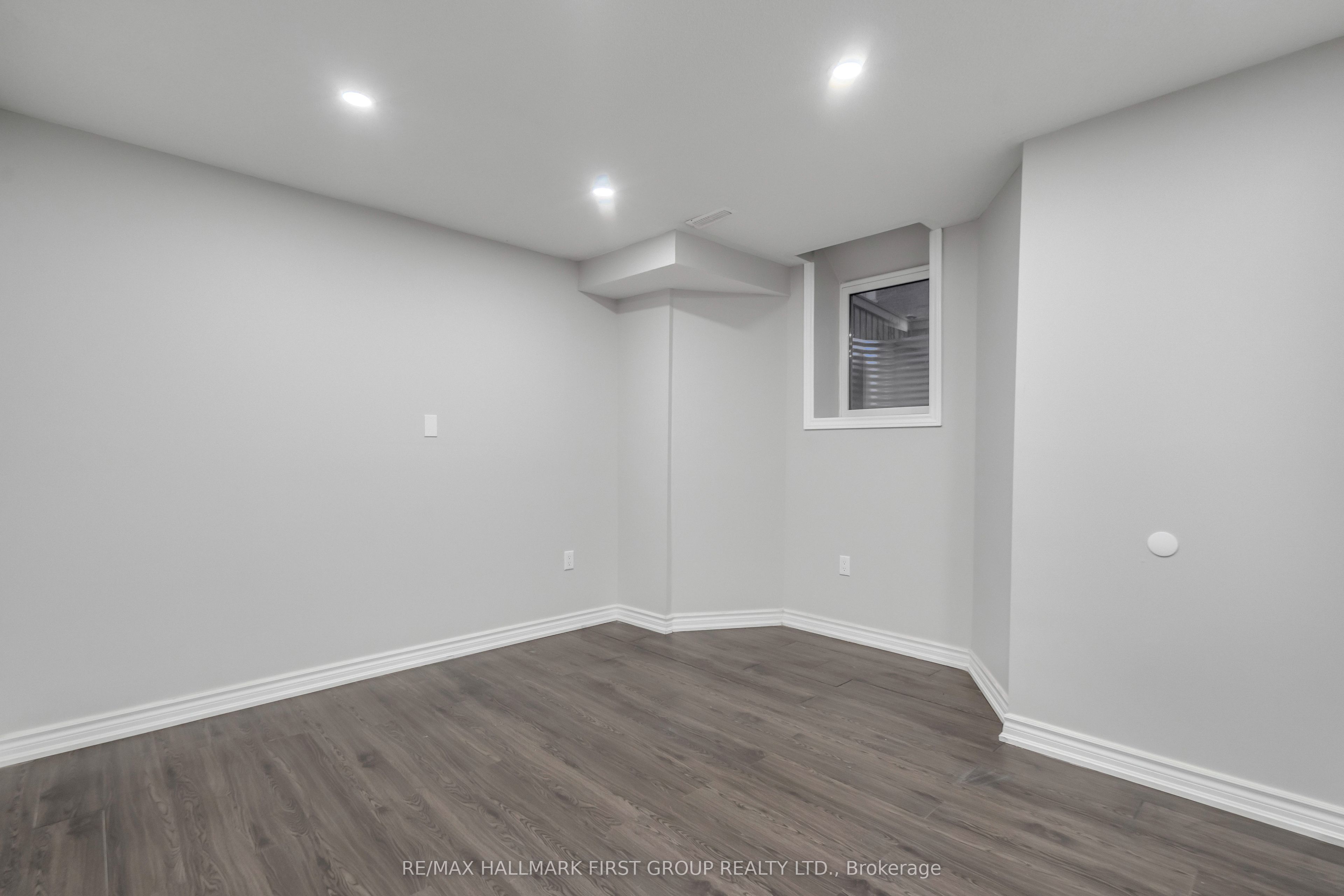 MLS #W12426404 image #18