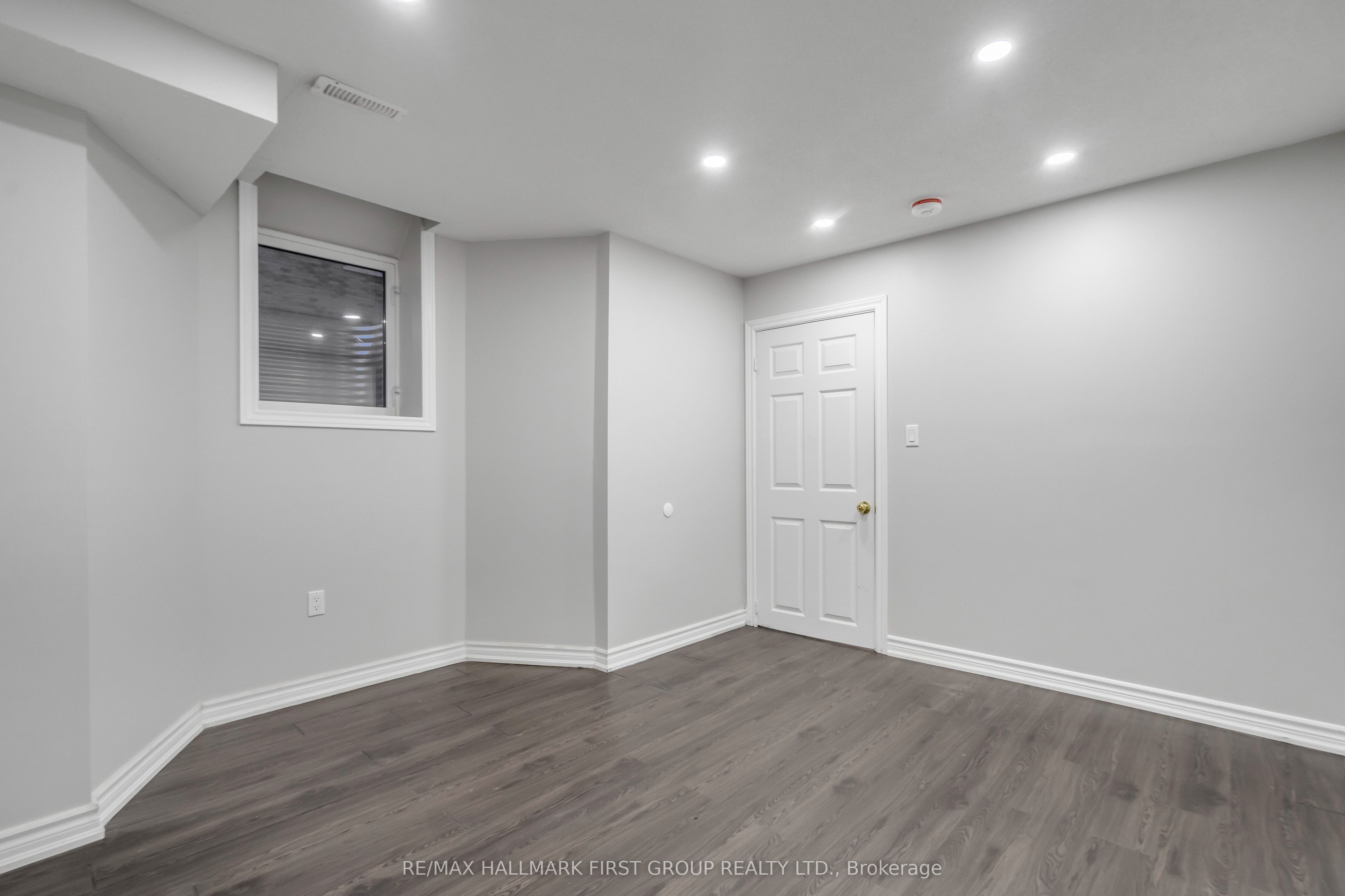 MLS #W12426404 image #19