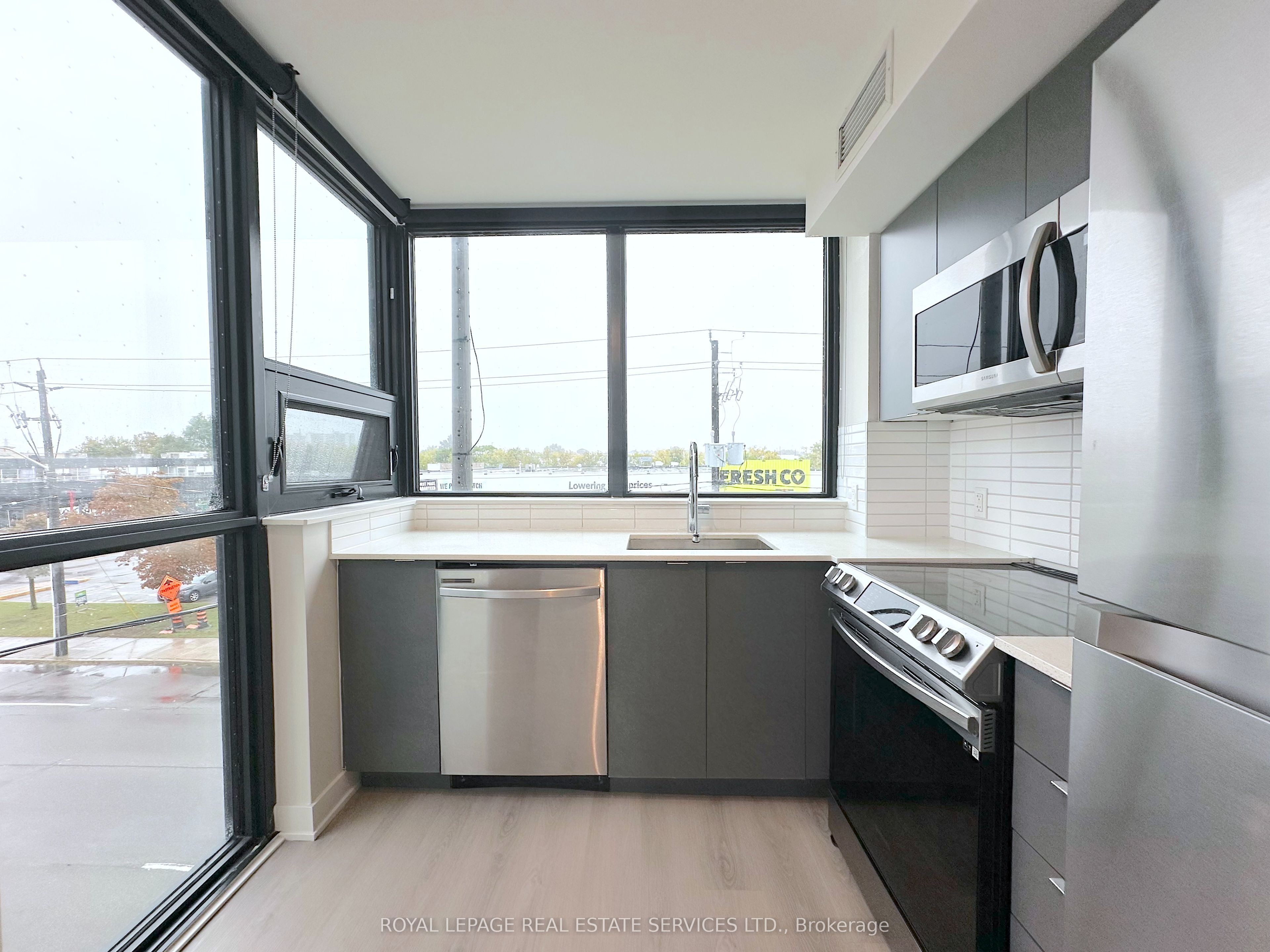 MLS #W12426433 image #4