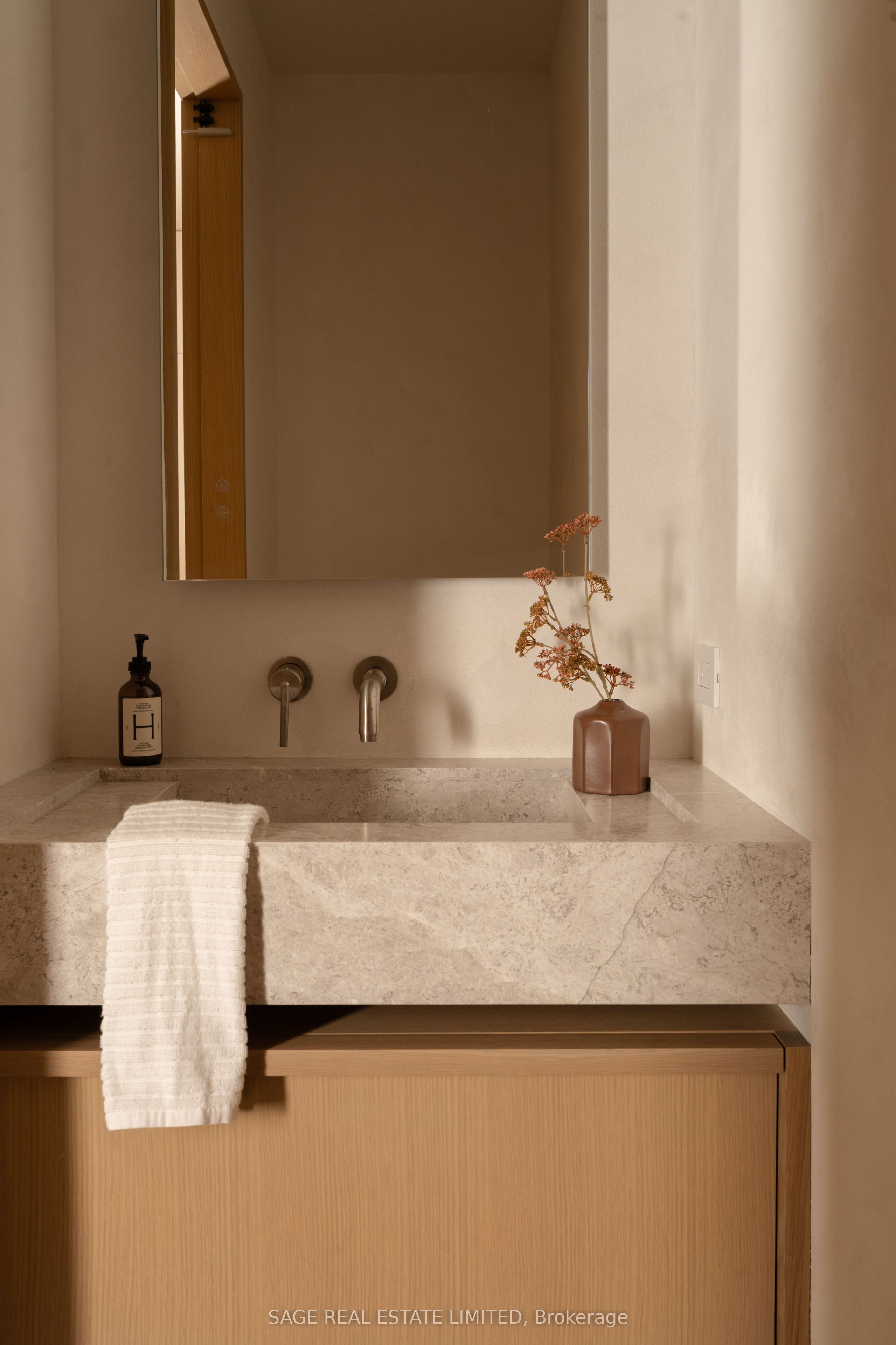 MLS #W12430060 image #20