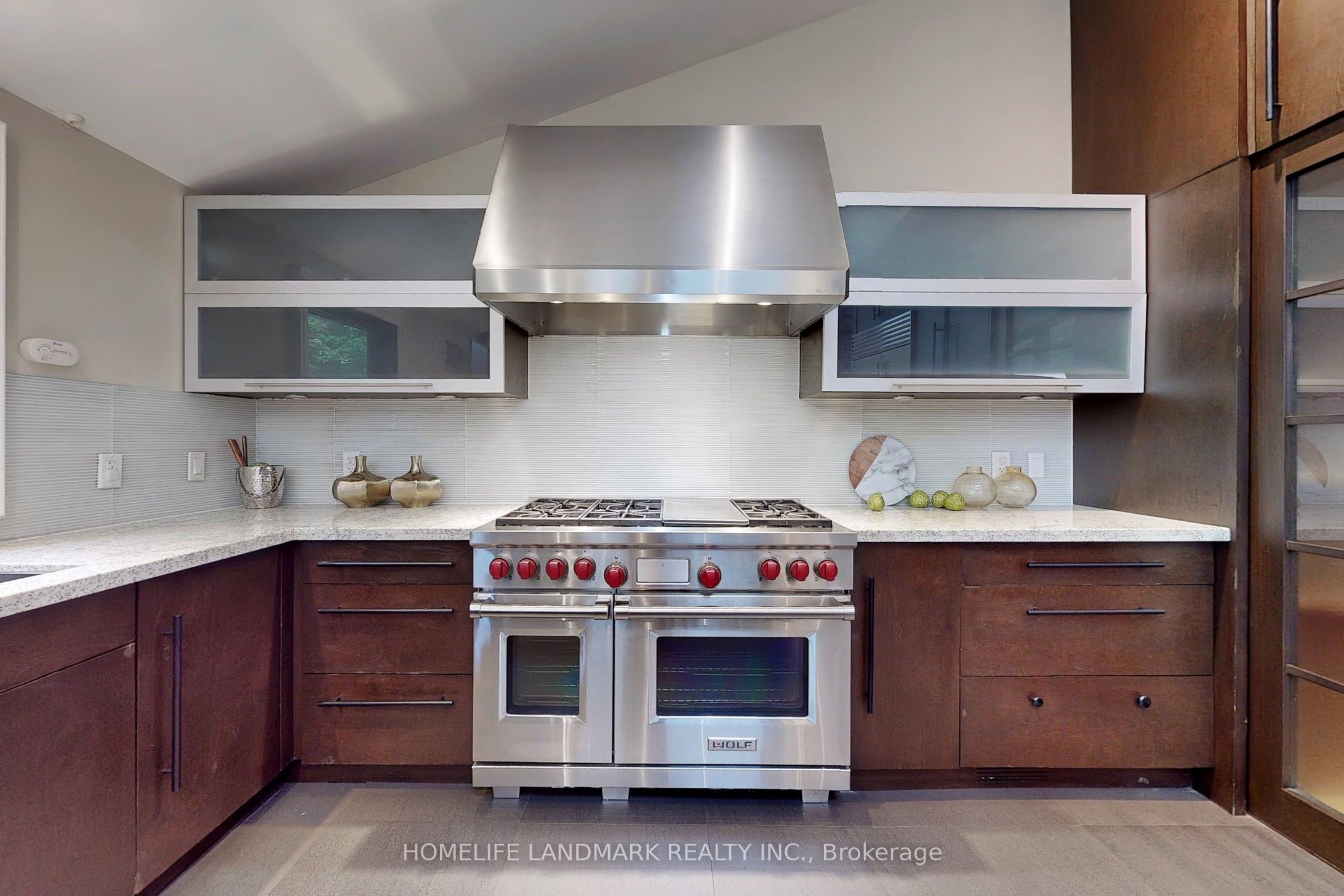 MLS #W12432476 image #16