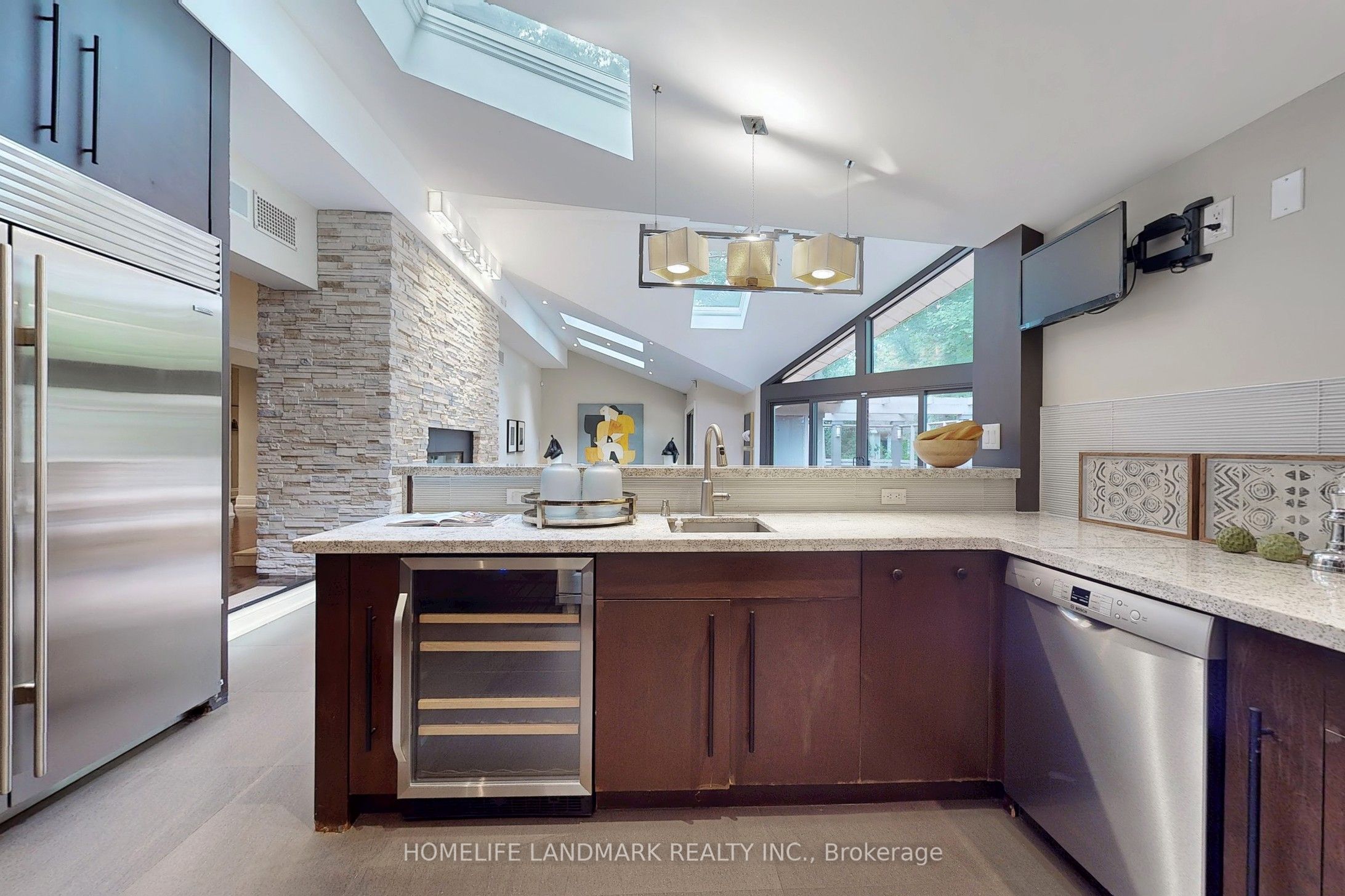 MLS #W12432476 image #18