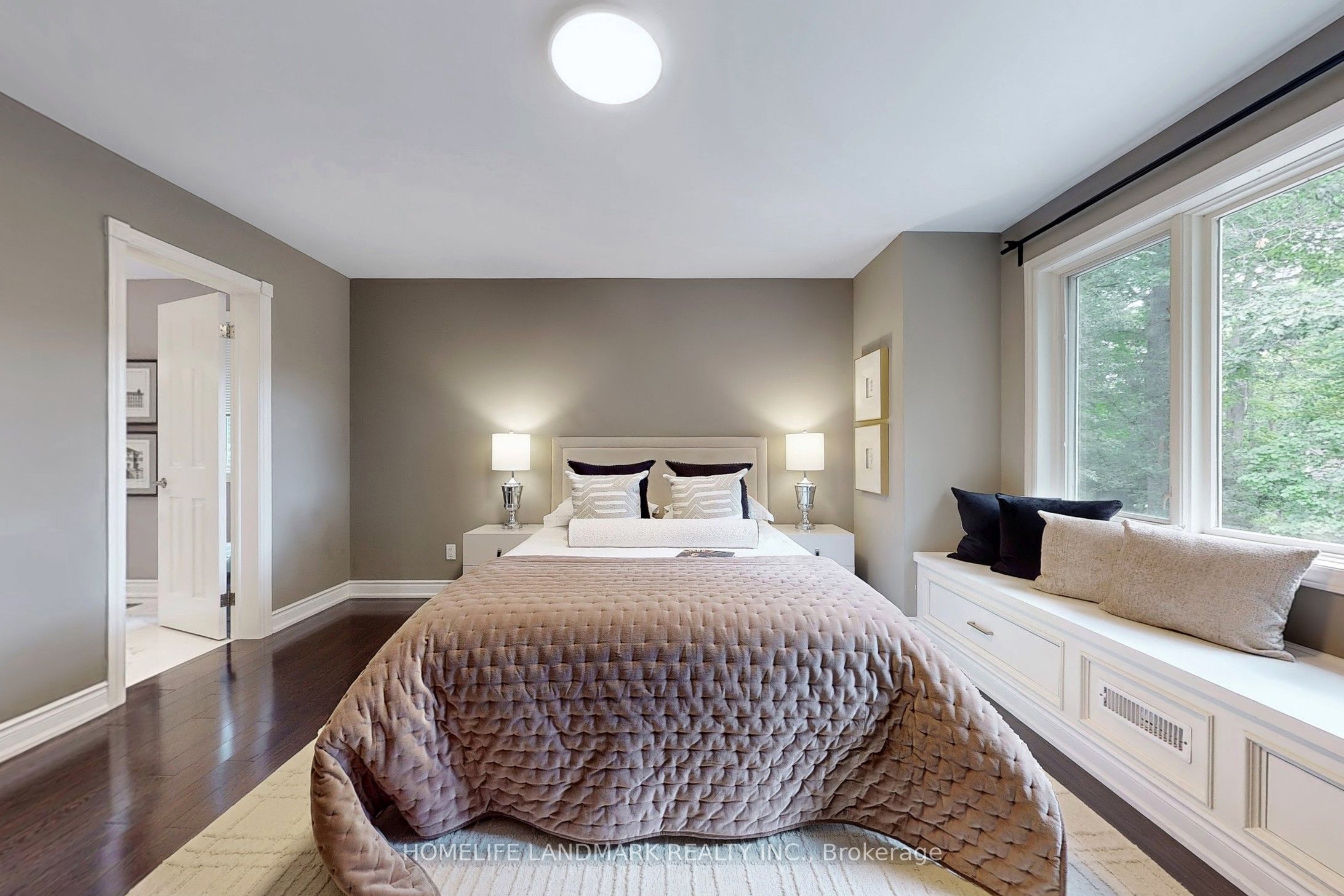 MLS #W12432476 image #31