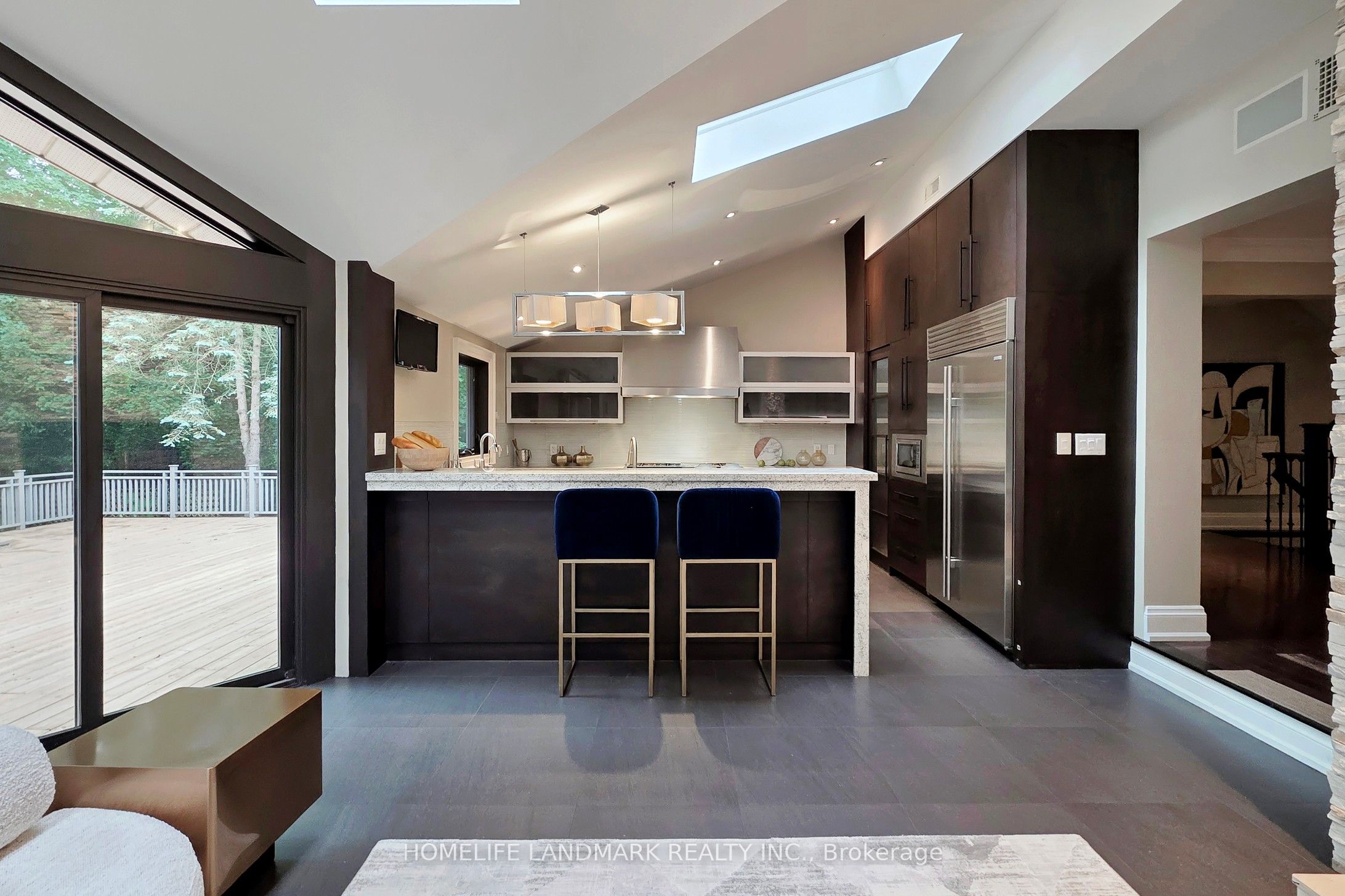 MLS #W12432476 image #44