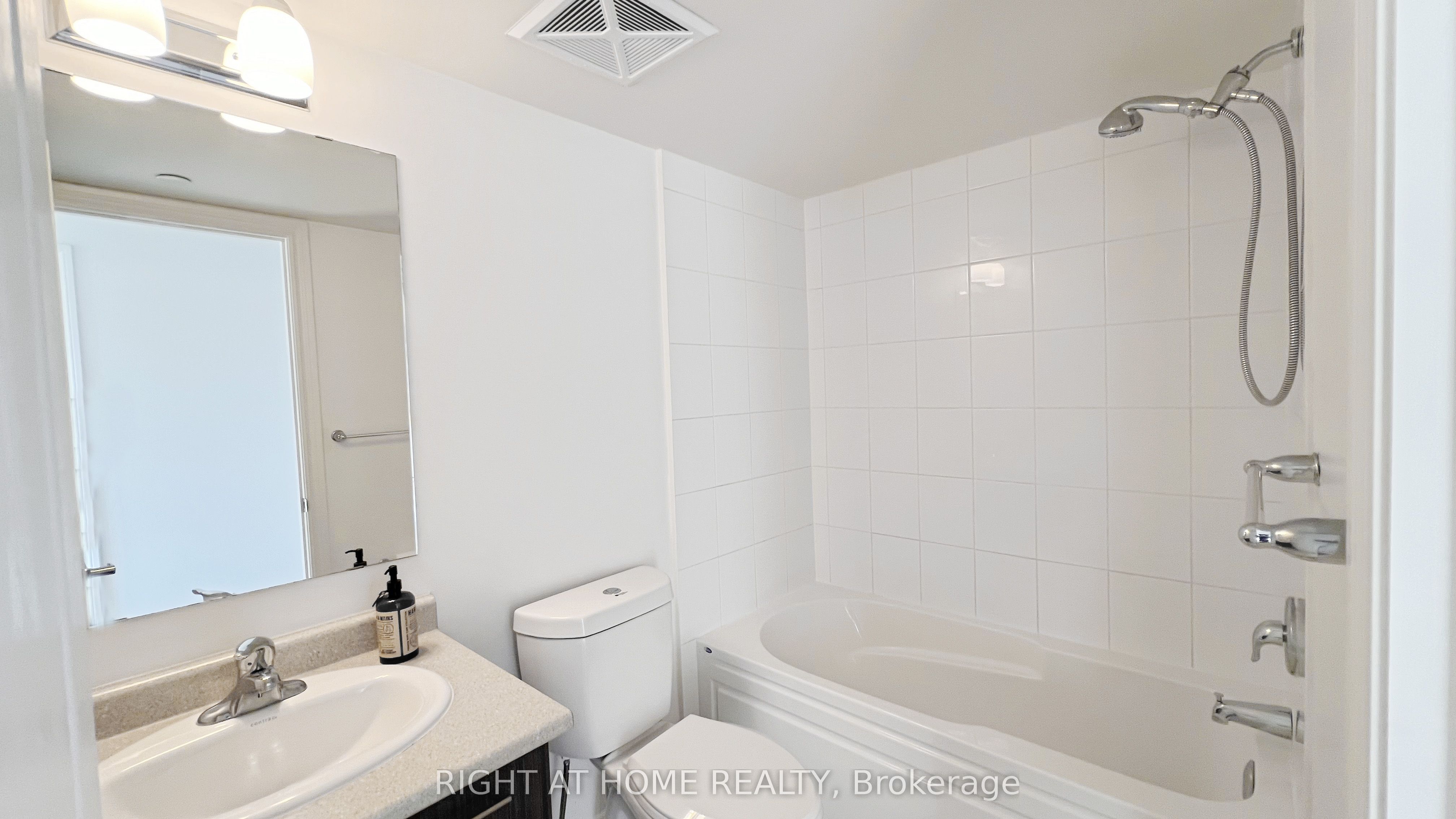 MLS #W12433718 image #7