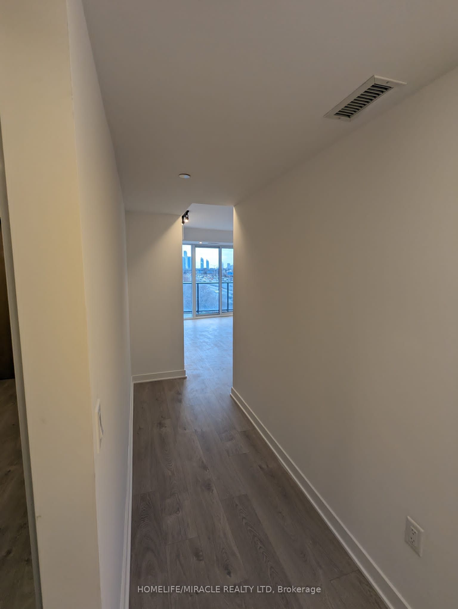 MLS #W12434799 image #10