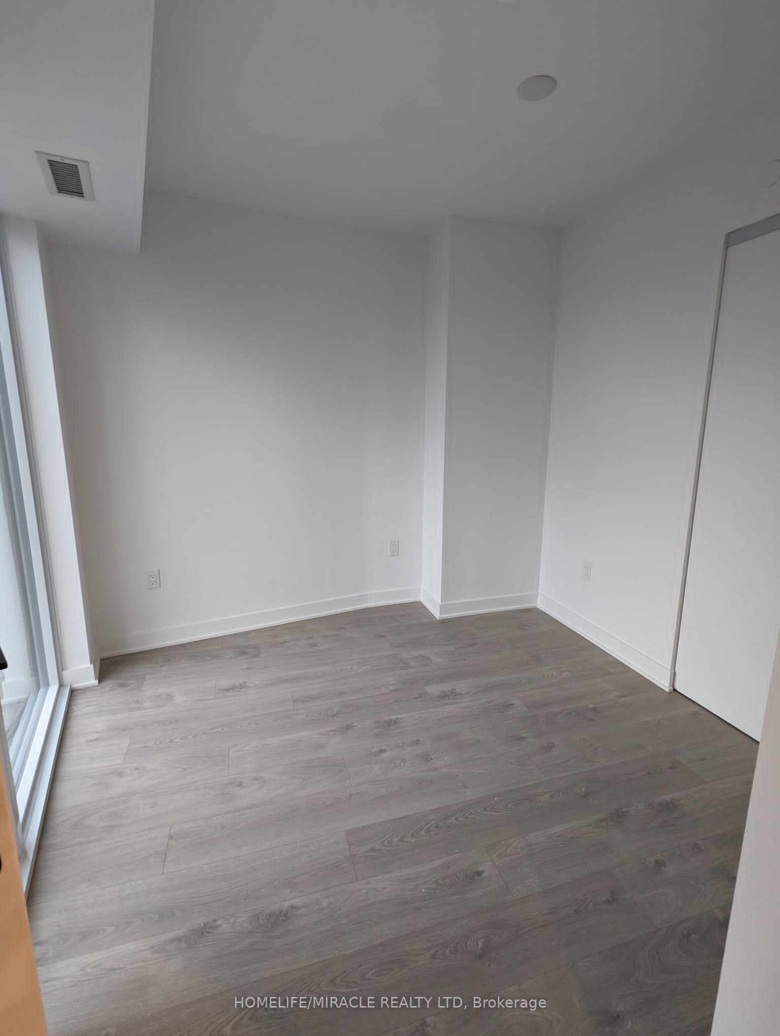 MLS #W12434799 image #4