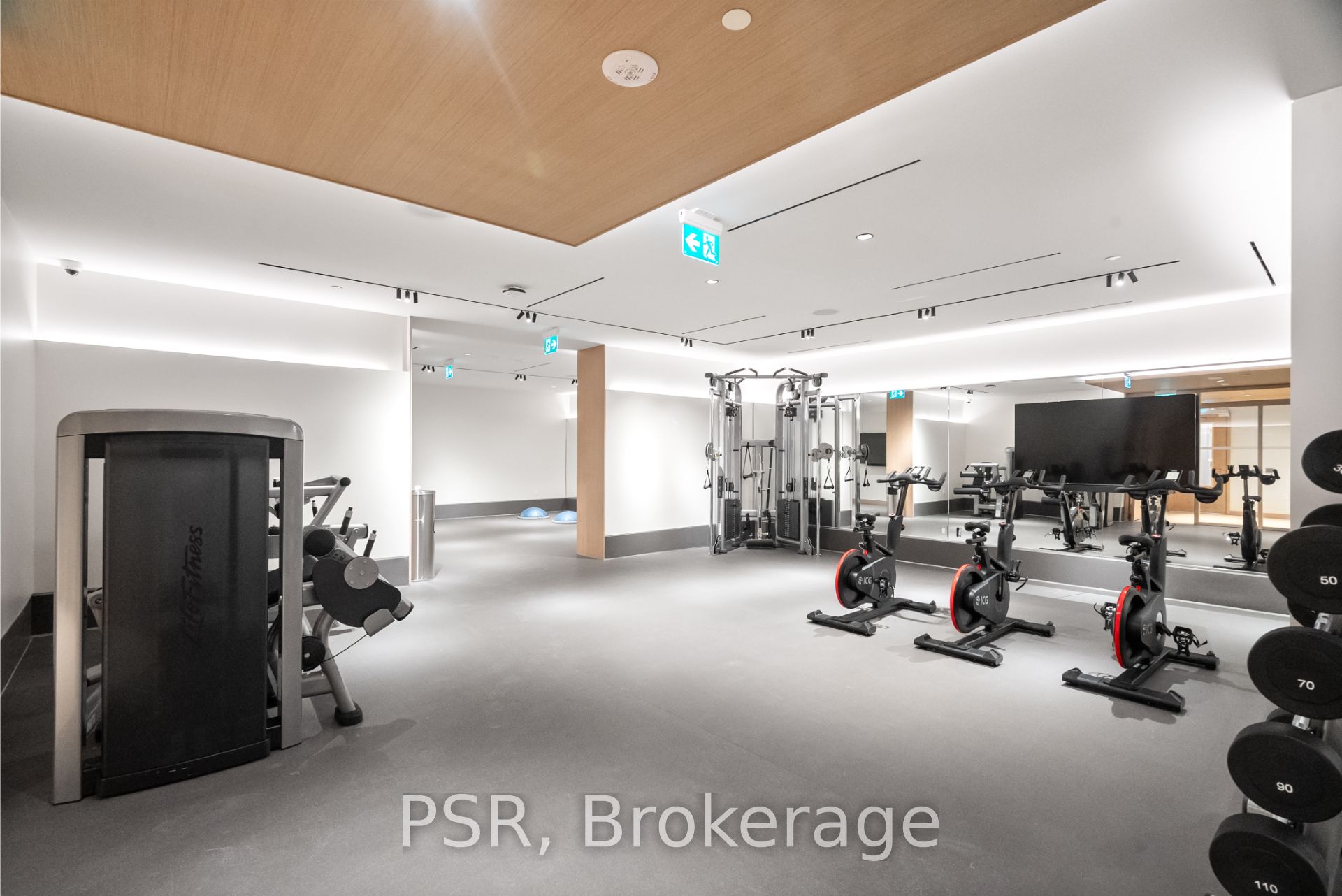 MLS #W12435439 image #23